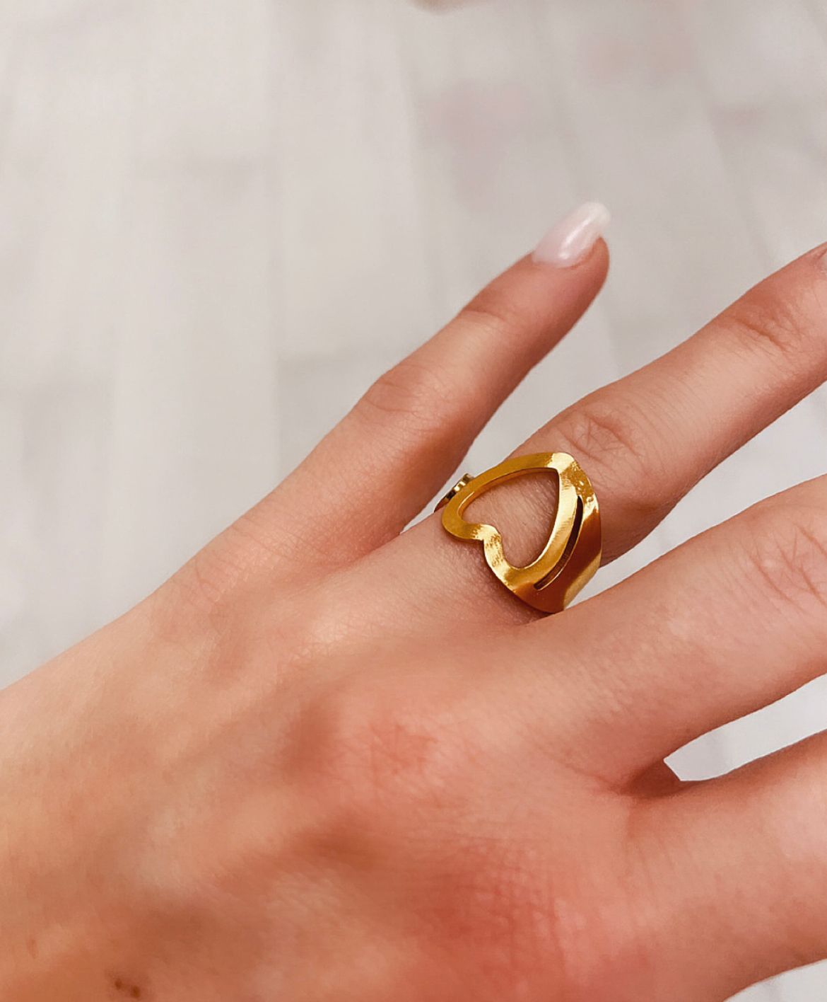 Bague avec coeur doré
