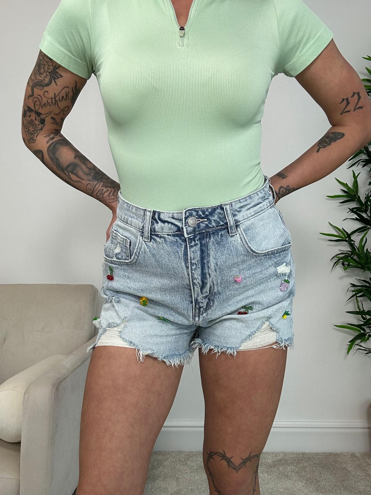 Short en jean à détails en relief - Délavage clair