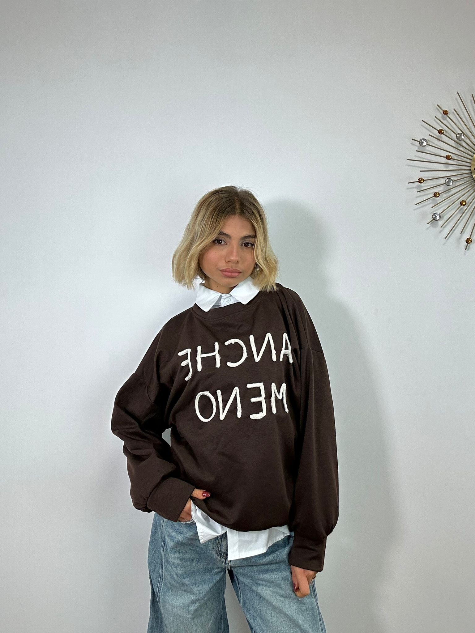 Felpa "Anche Meno" M6023 - Marrone