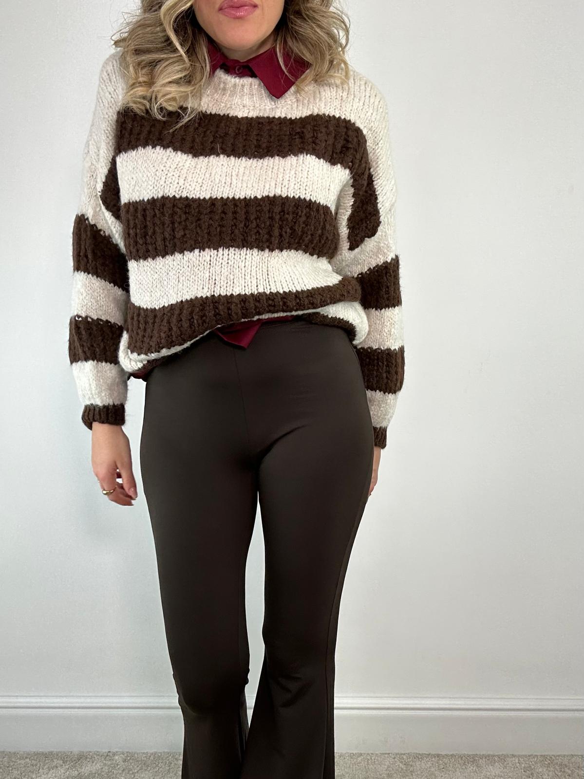 Pantalone a zampa 23500  - Marrone