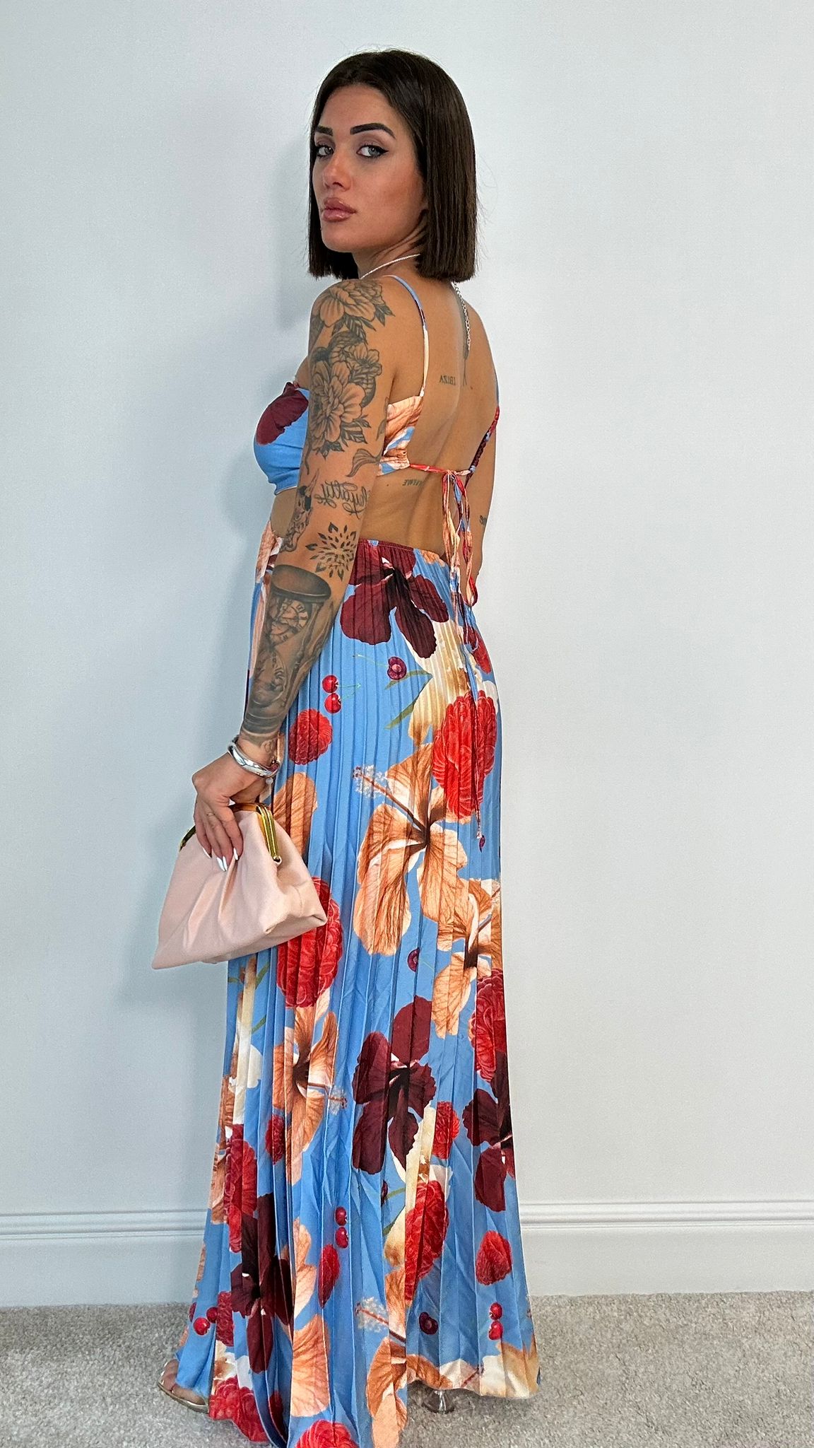Melissa Plisseekleid - Hellblauer Hintergrund