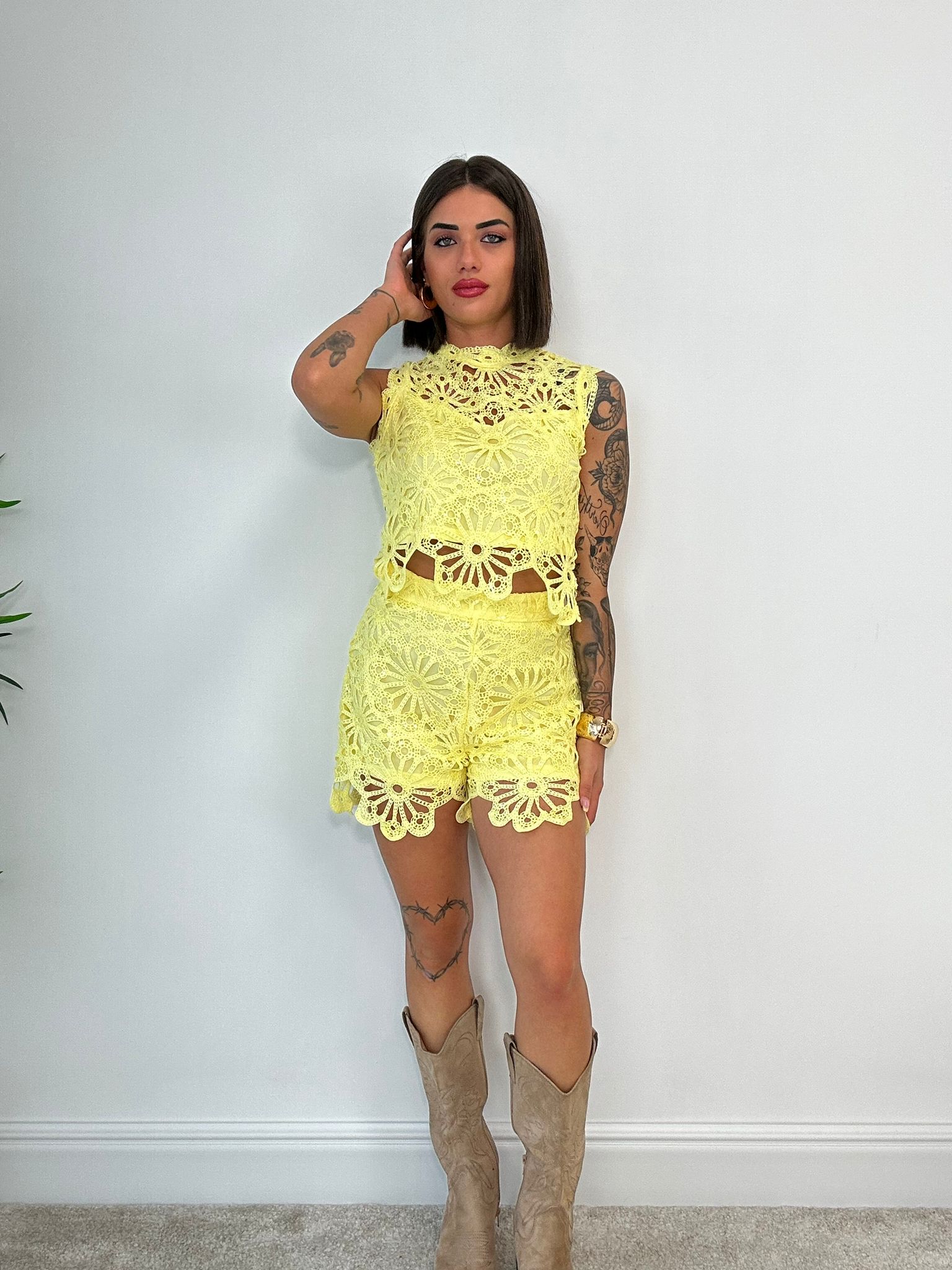 Coordinato Macramè (Maglia + Pantaloncino) Giallo