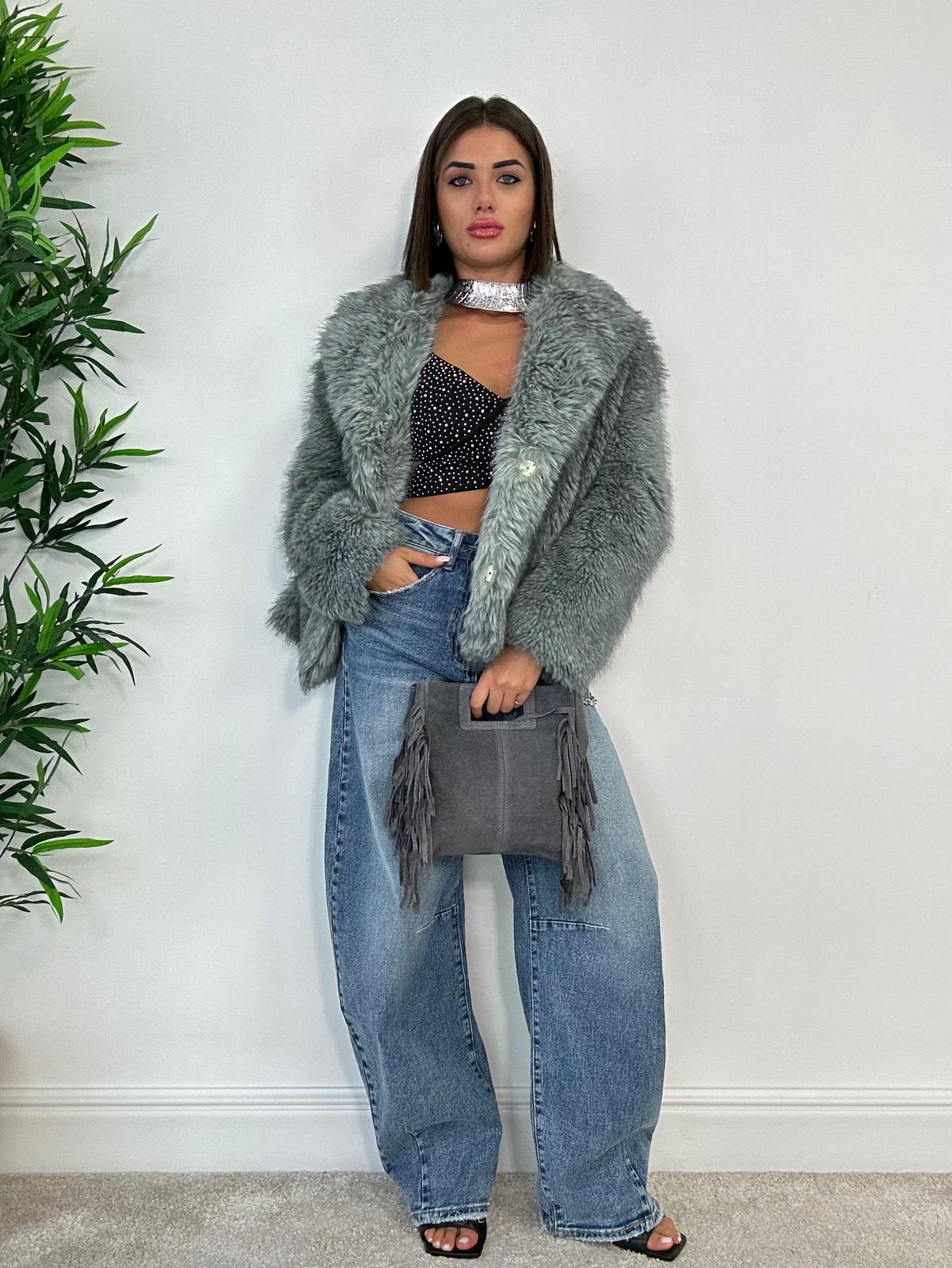 Cappotto in Ecopelliccia 5010 - Grigio
