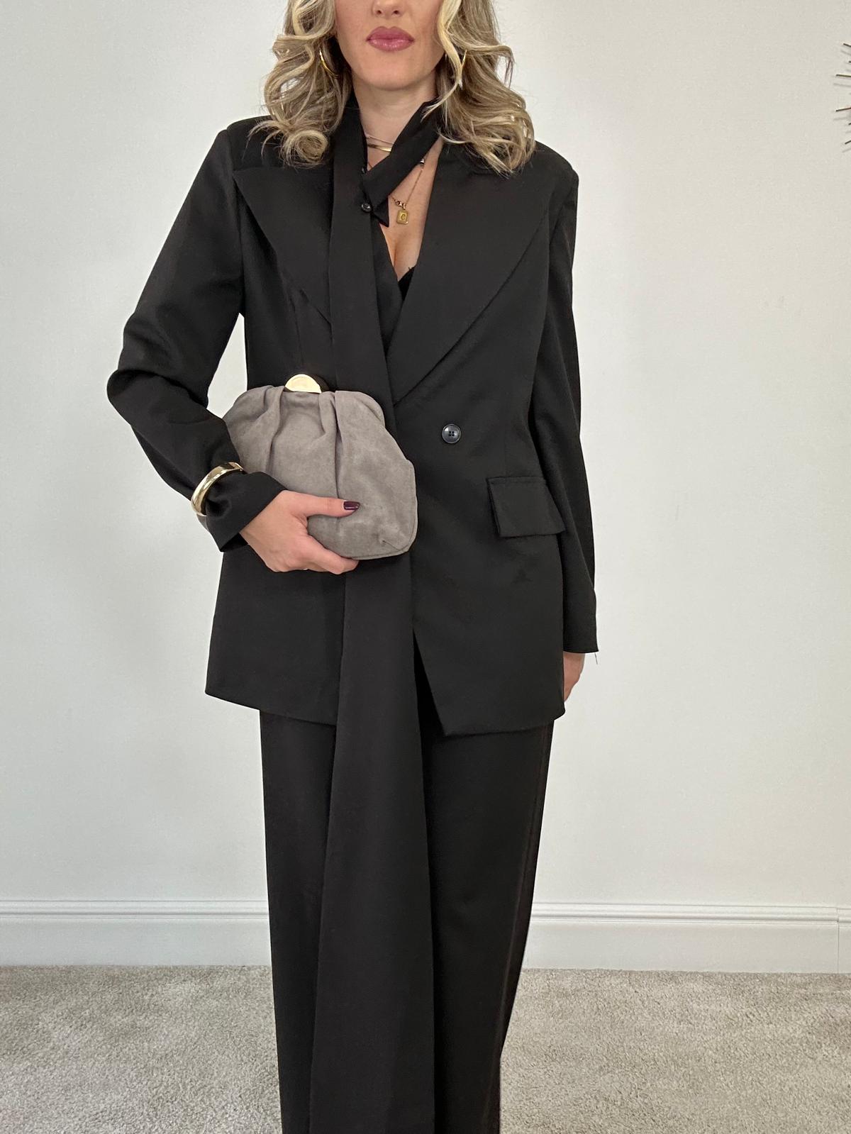 Tailleur 2612 (Blazer con foulard + Pantalone) Nero