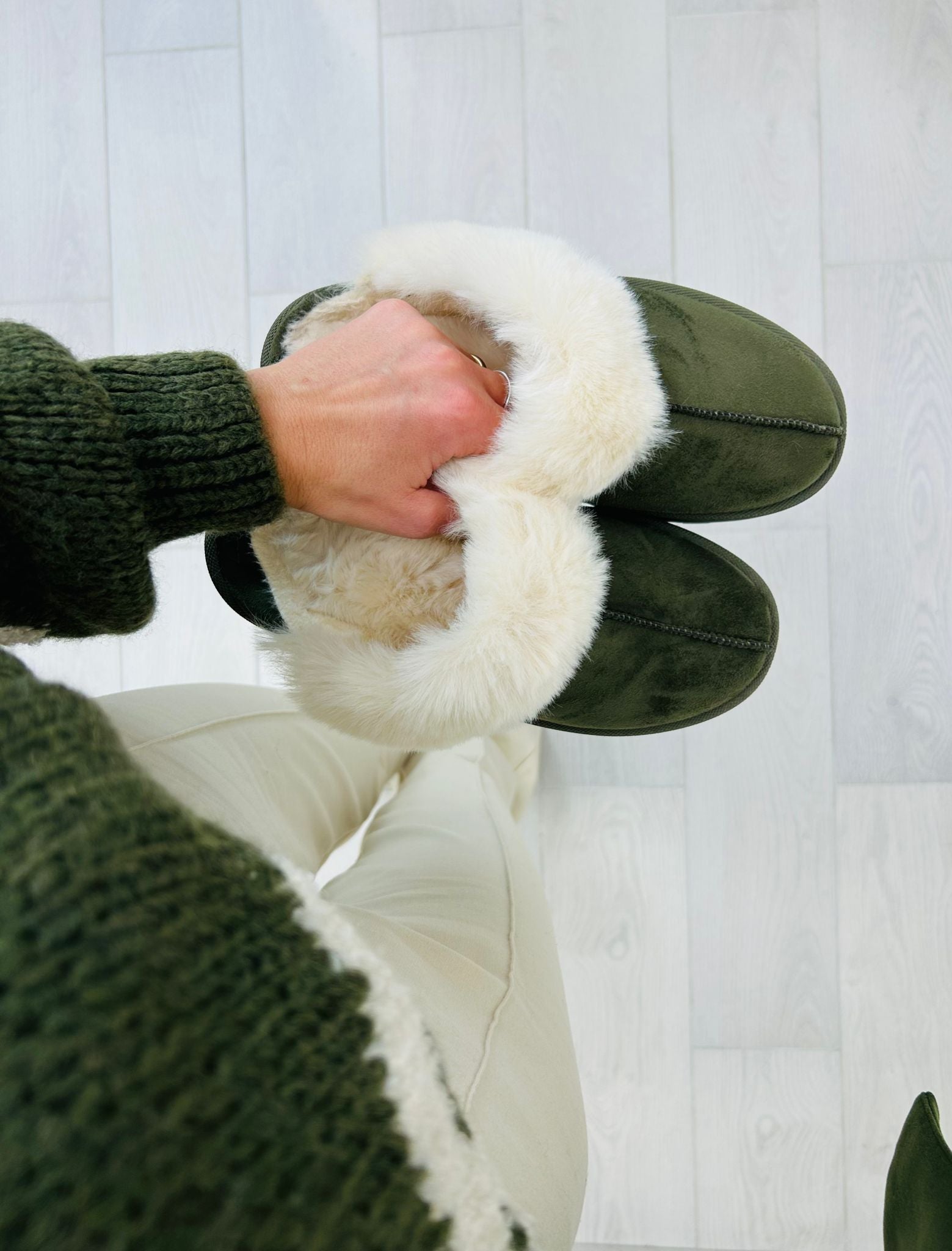 Slippers con ecopelliccia - Army Green - SC57