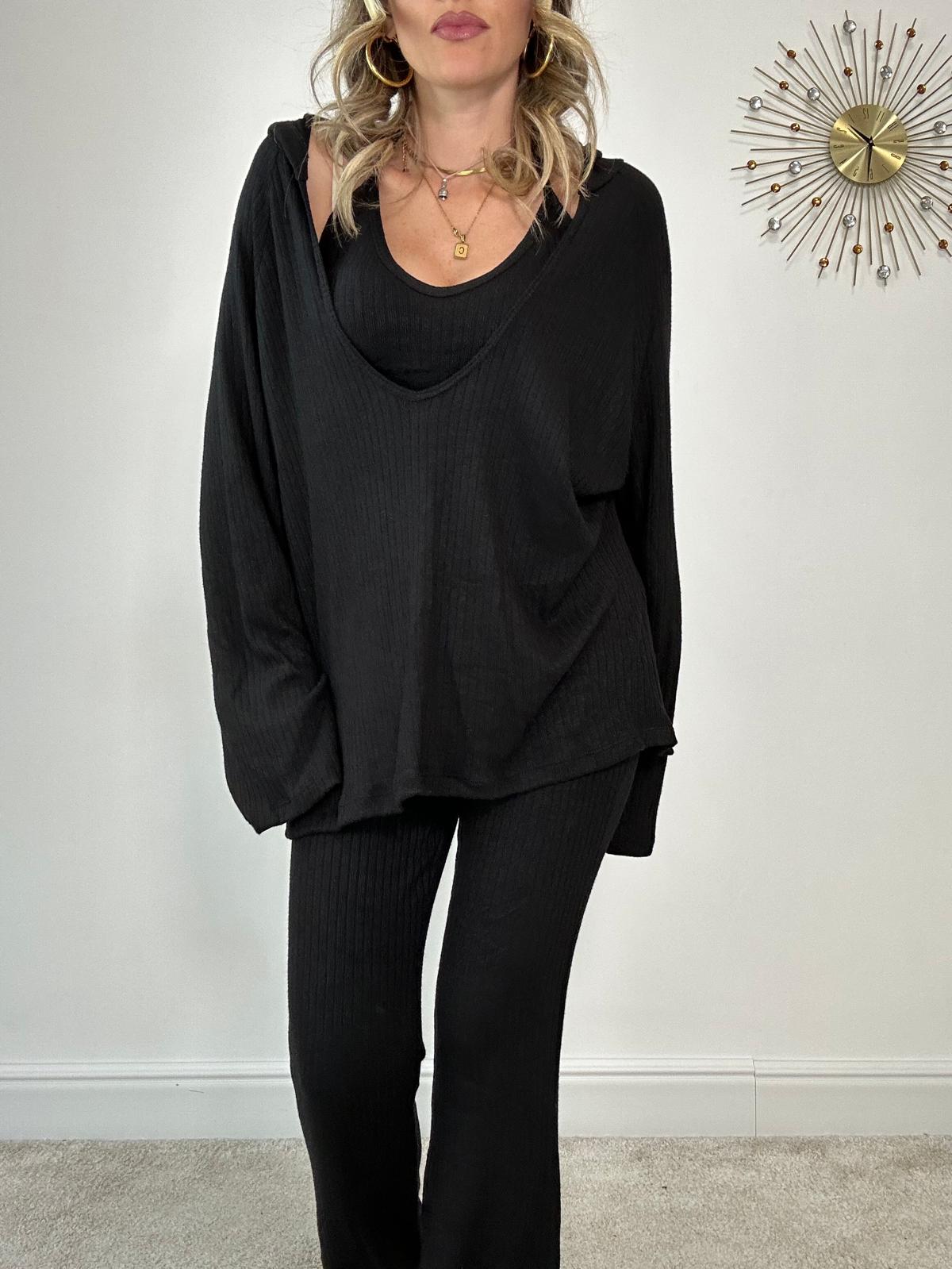 Coordinato ( Pantalone + top + maglia ) Nero