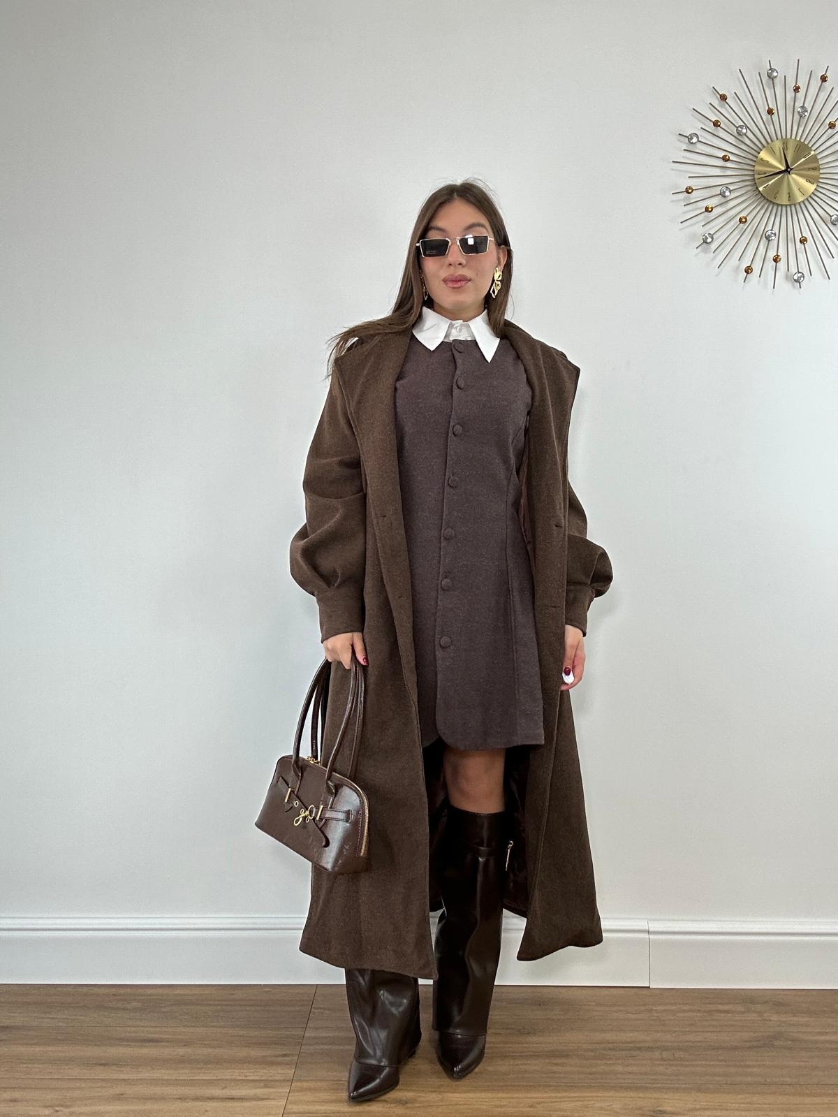 Abito con Camicia 6785 - Marrone