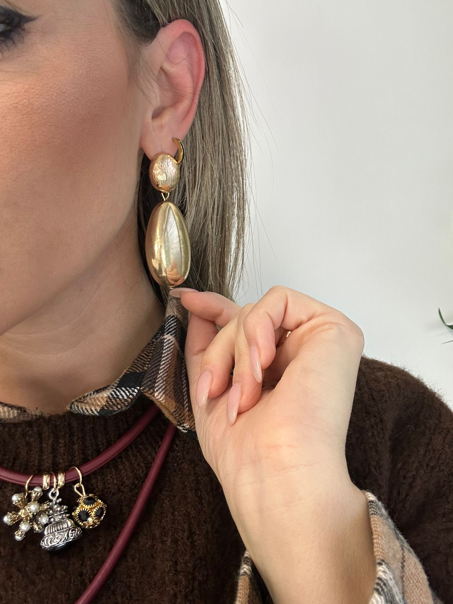 Orecchini con pendente a goccia - Oro