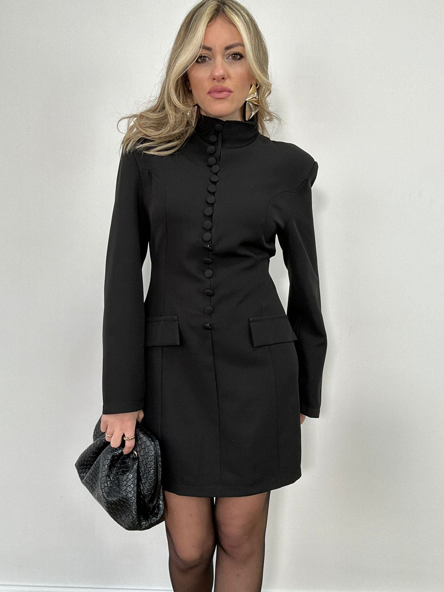 Abito a blazer con bottoni 25197 - Nero