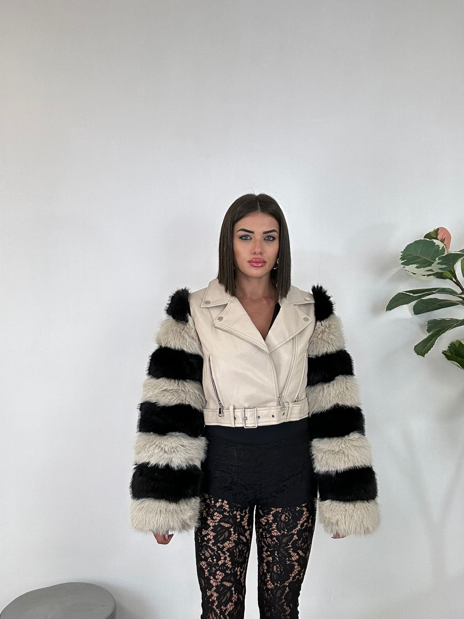 Giacca Crop in ecopelle - Beige