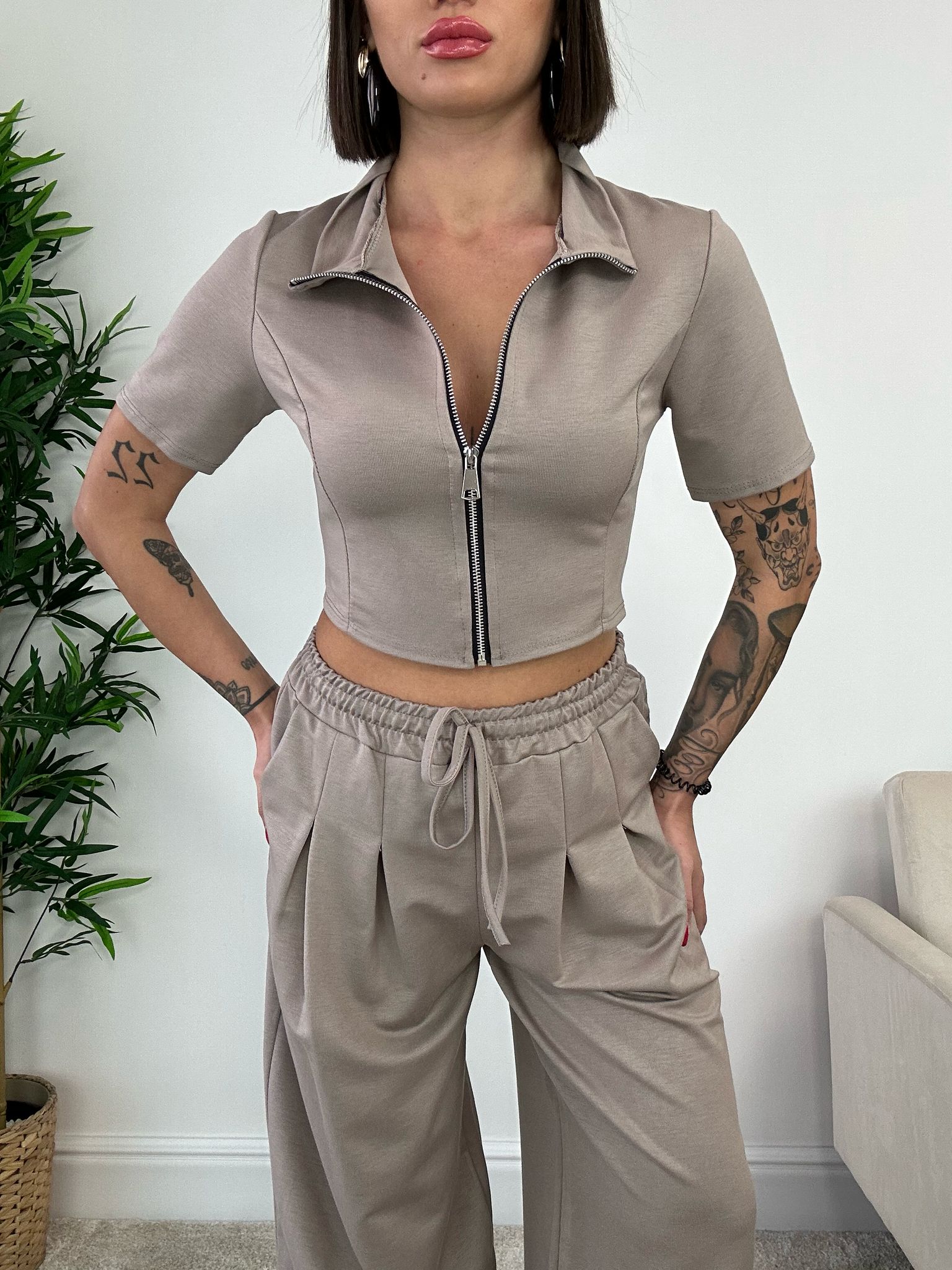 Ensemble survêtement Brenda (sweat-shirt court + pantalon) Boue