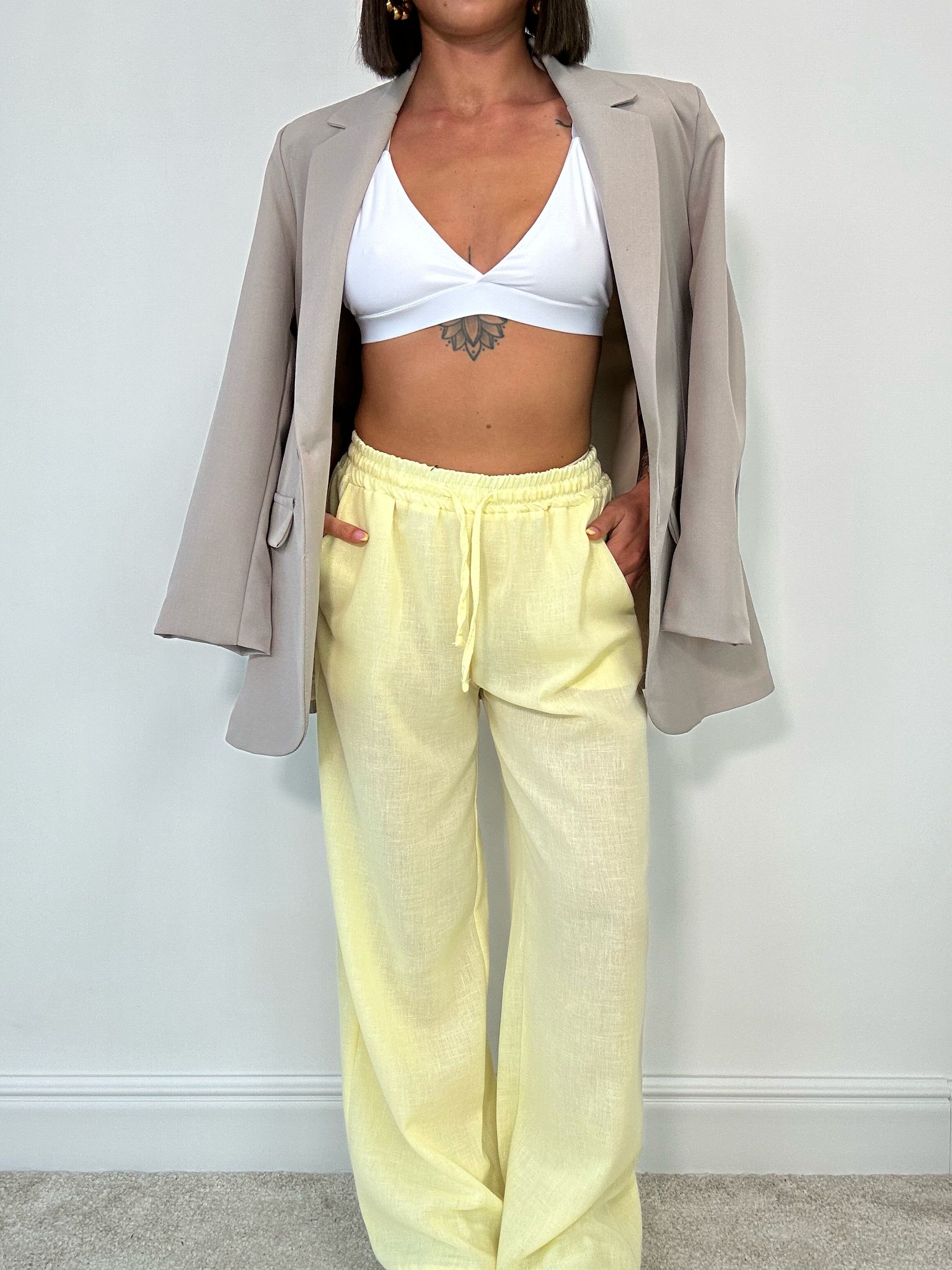 Pantalone in Lino con Laccetti - Giallo