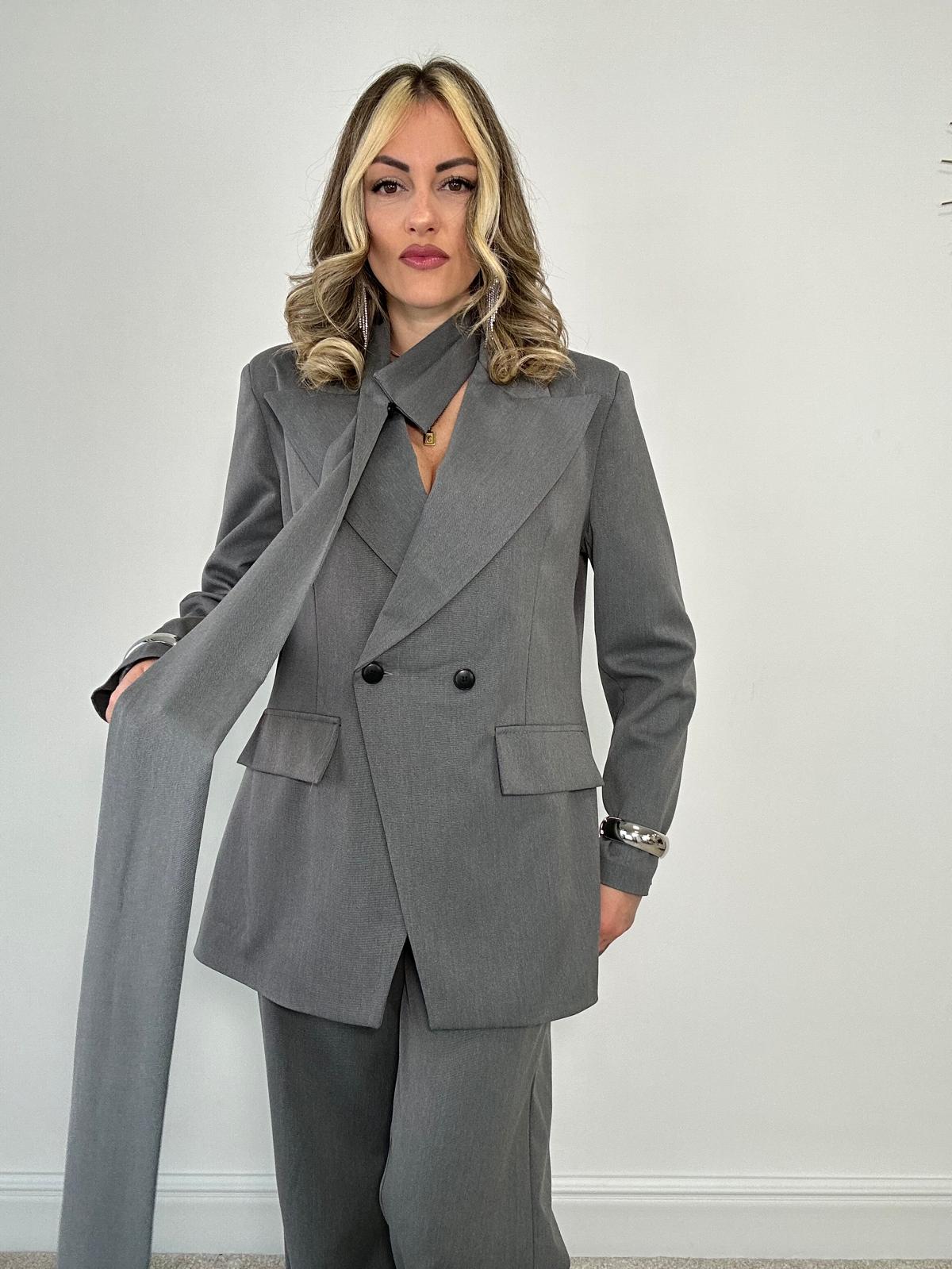 Tailleur 2612 (Blazer con foulard + Pantalone) Grigio