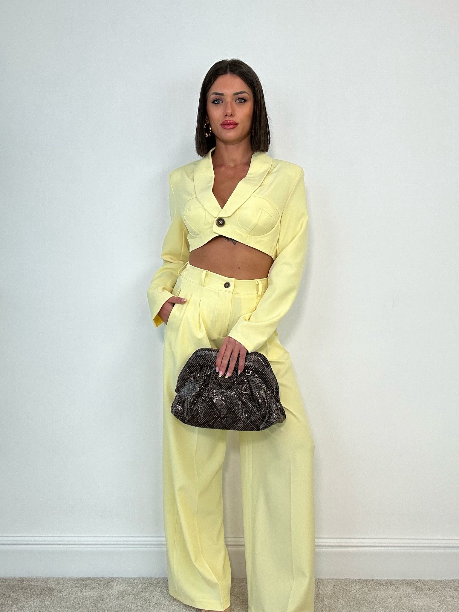 Coordinato Vittoria (Blazer Crop + Pantalone) Giallo
