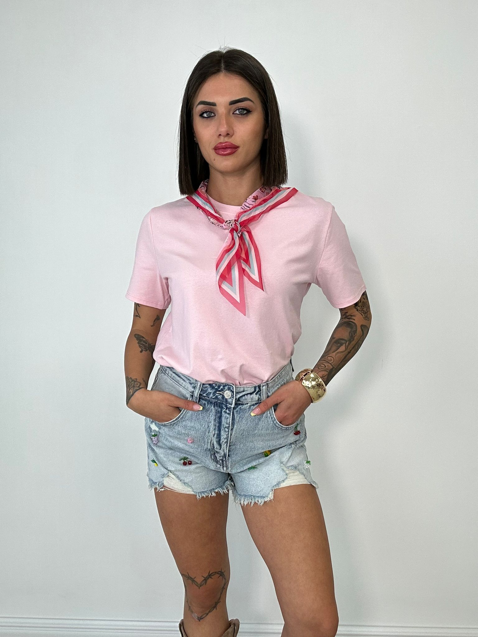 T-shirt con Foulard - Rosa