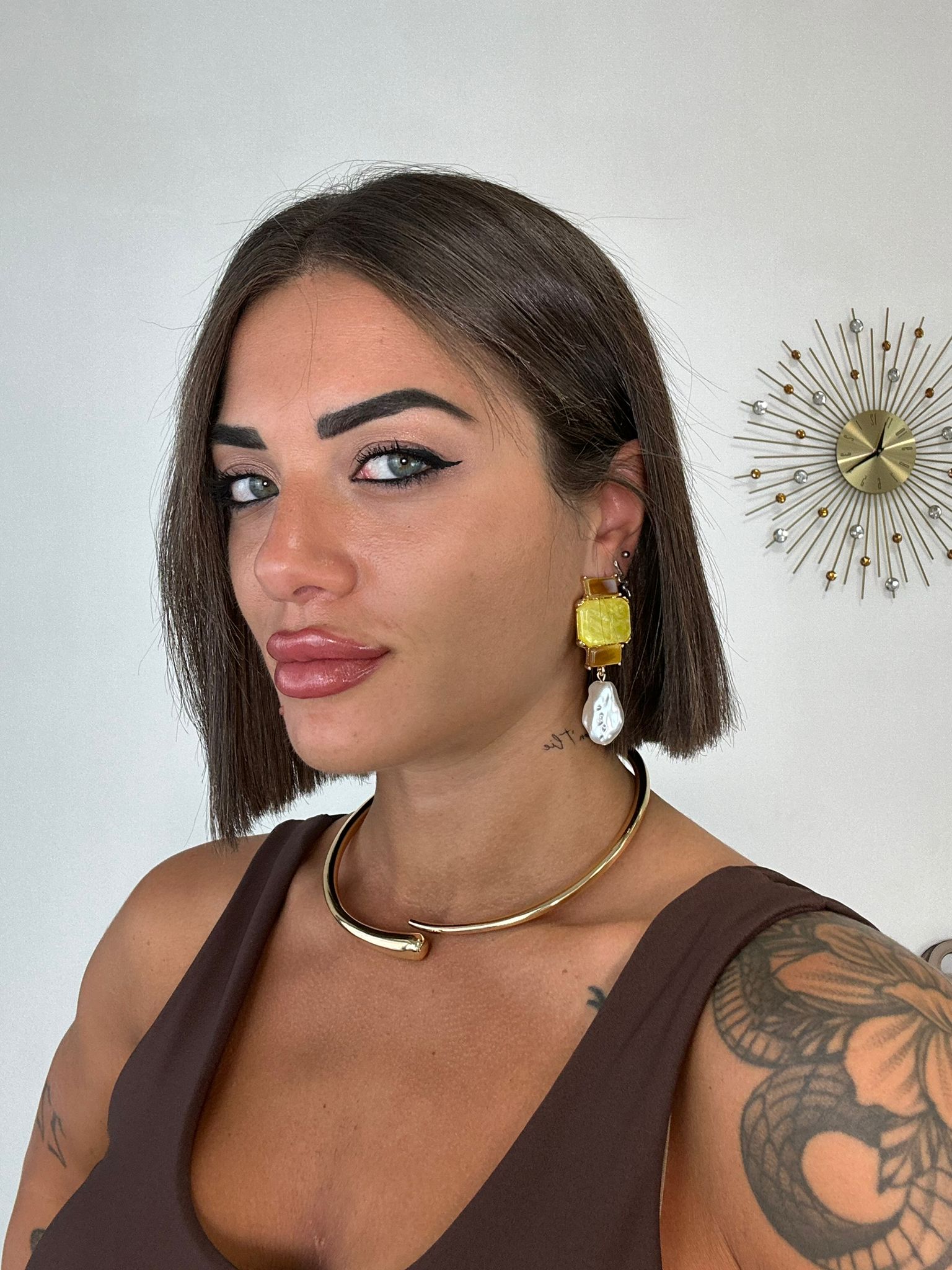 Orecchini a clip con pietre - Giallo e Marrone