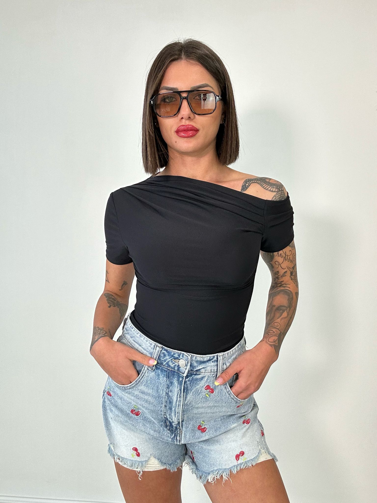 Body scollo asimmetrico - Nero