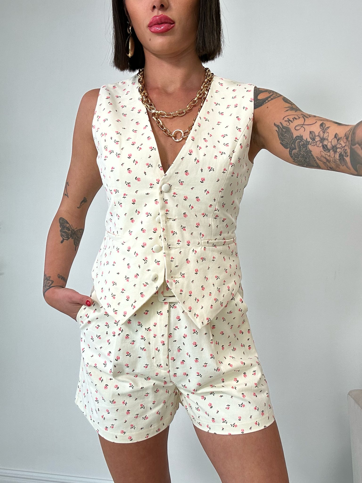 Shorts mit Rosen - Creme