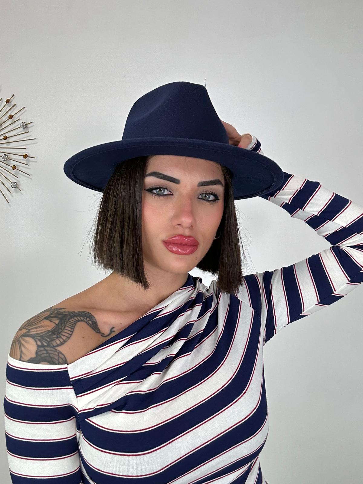 Chapeau avec chaîne - Bleu