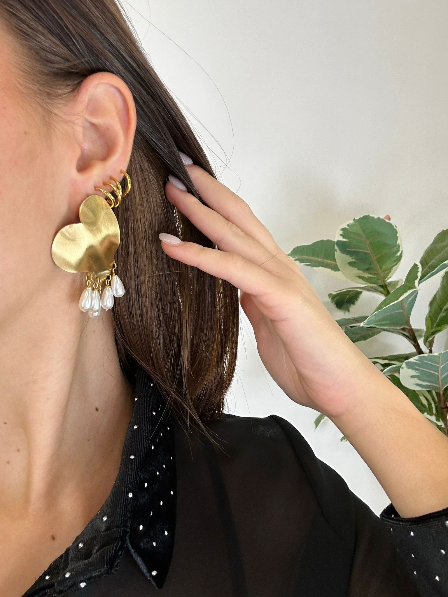 Orecchini cuore oro con perline