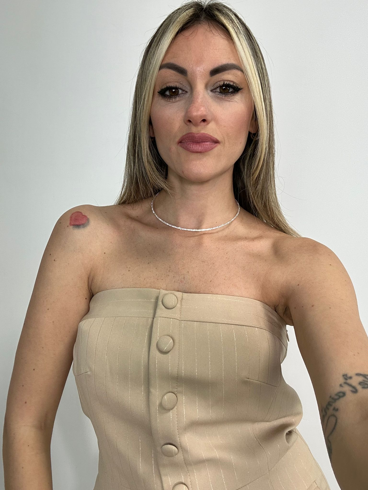 Collana girocollo un filo brillantinato - Argento