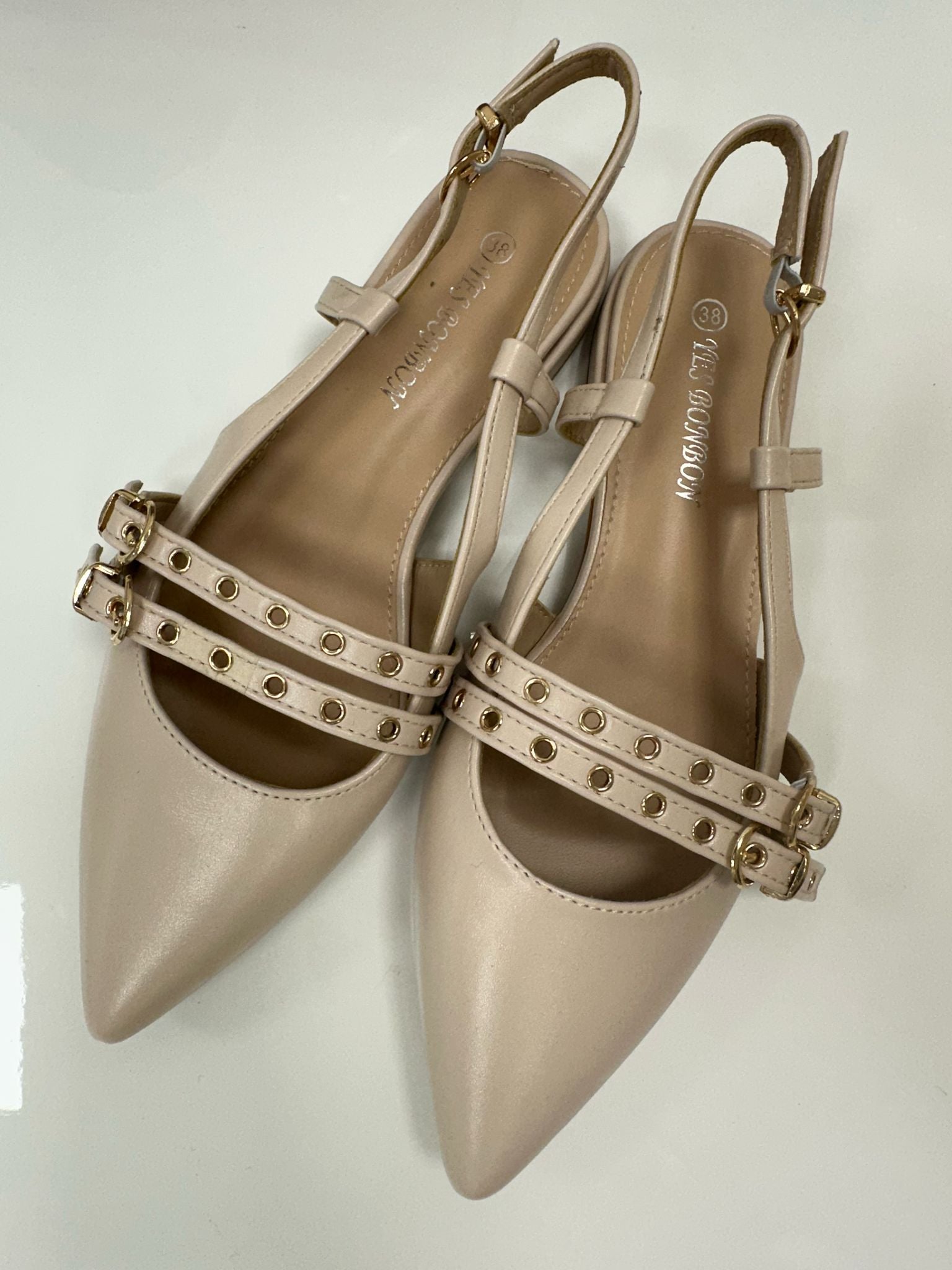 Ballerines à talon bas et bride arrière - Beige