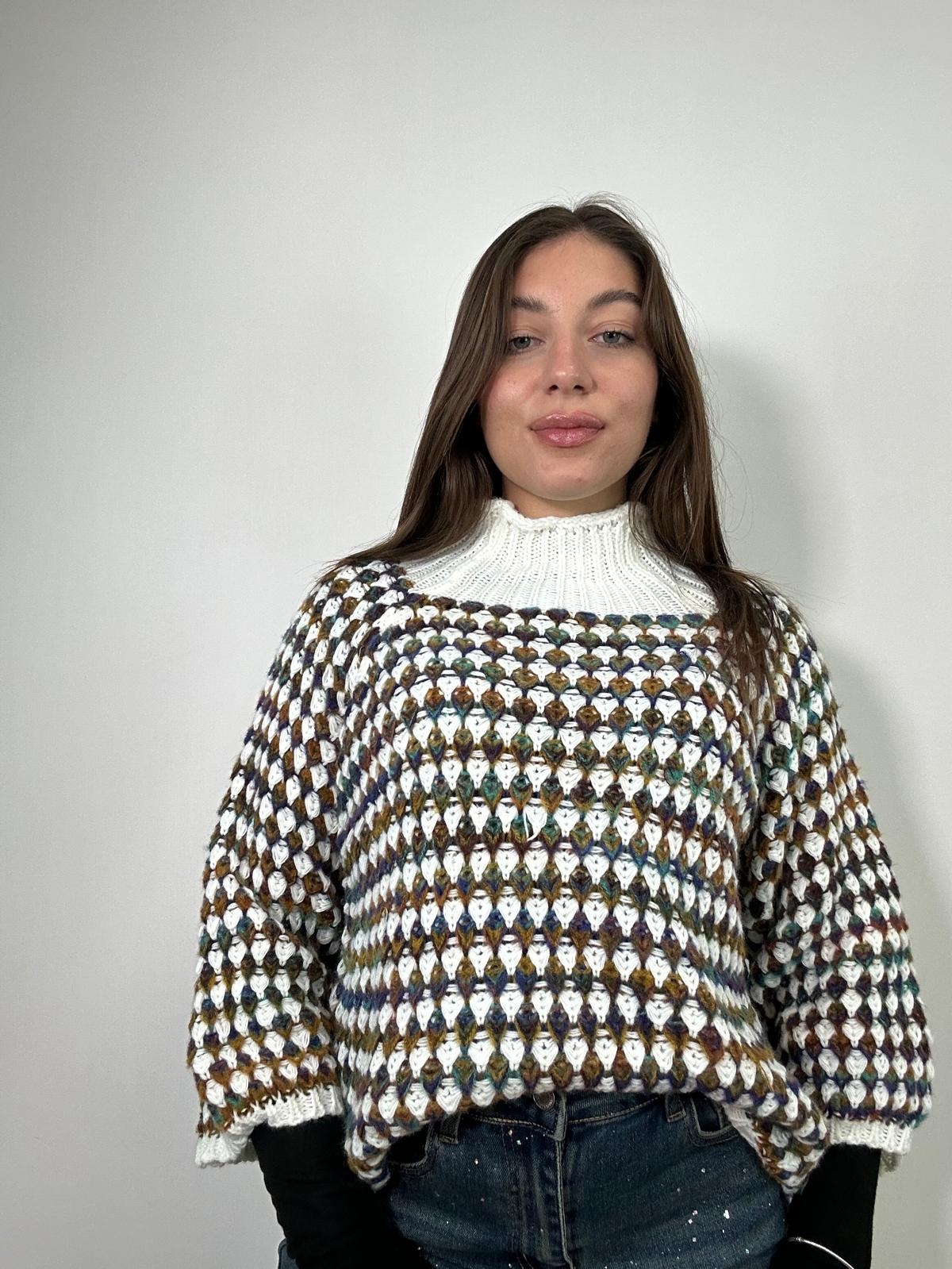 Maglione 137 - Fondo Bianco