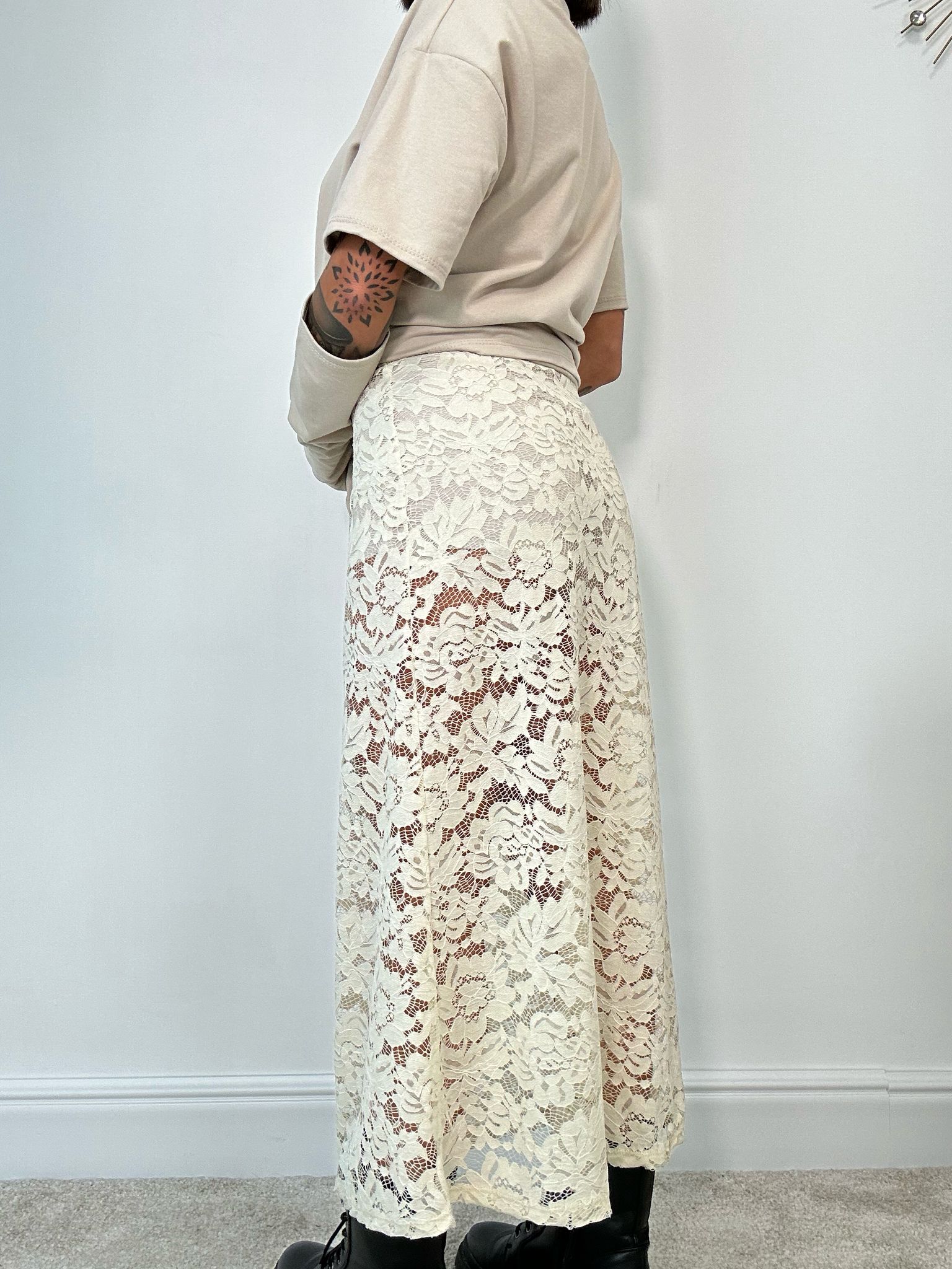 Gonna in pizzo - Beige