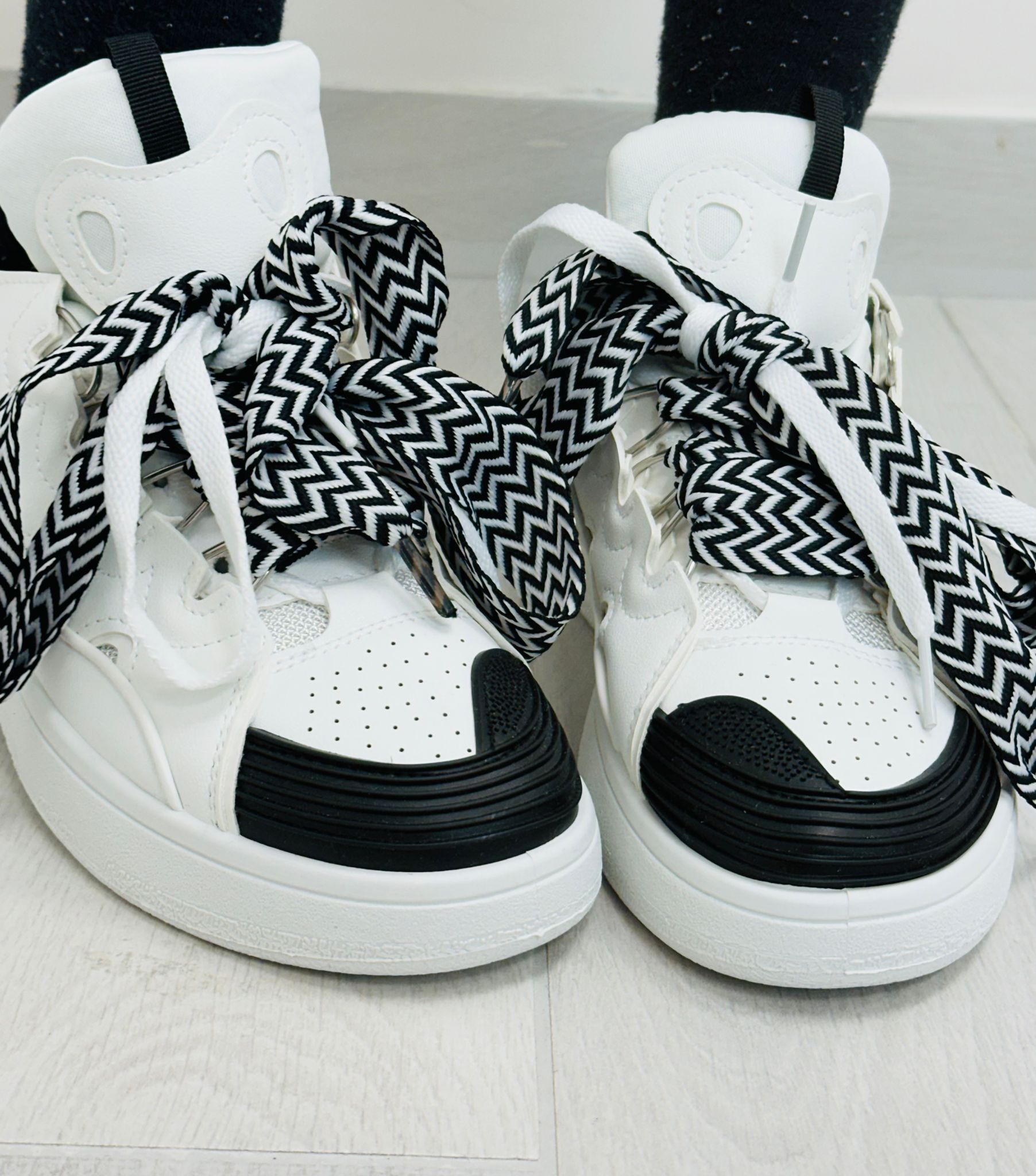 Sneakers FF-61 - Bianco e Nero