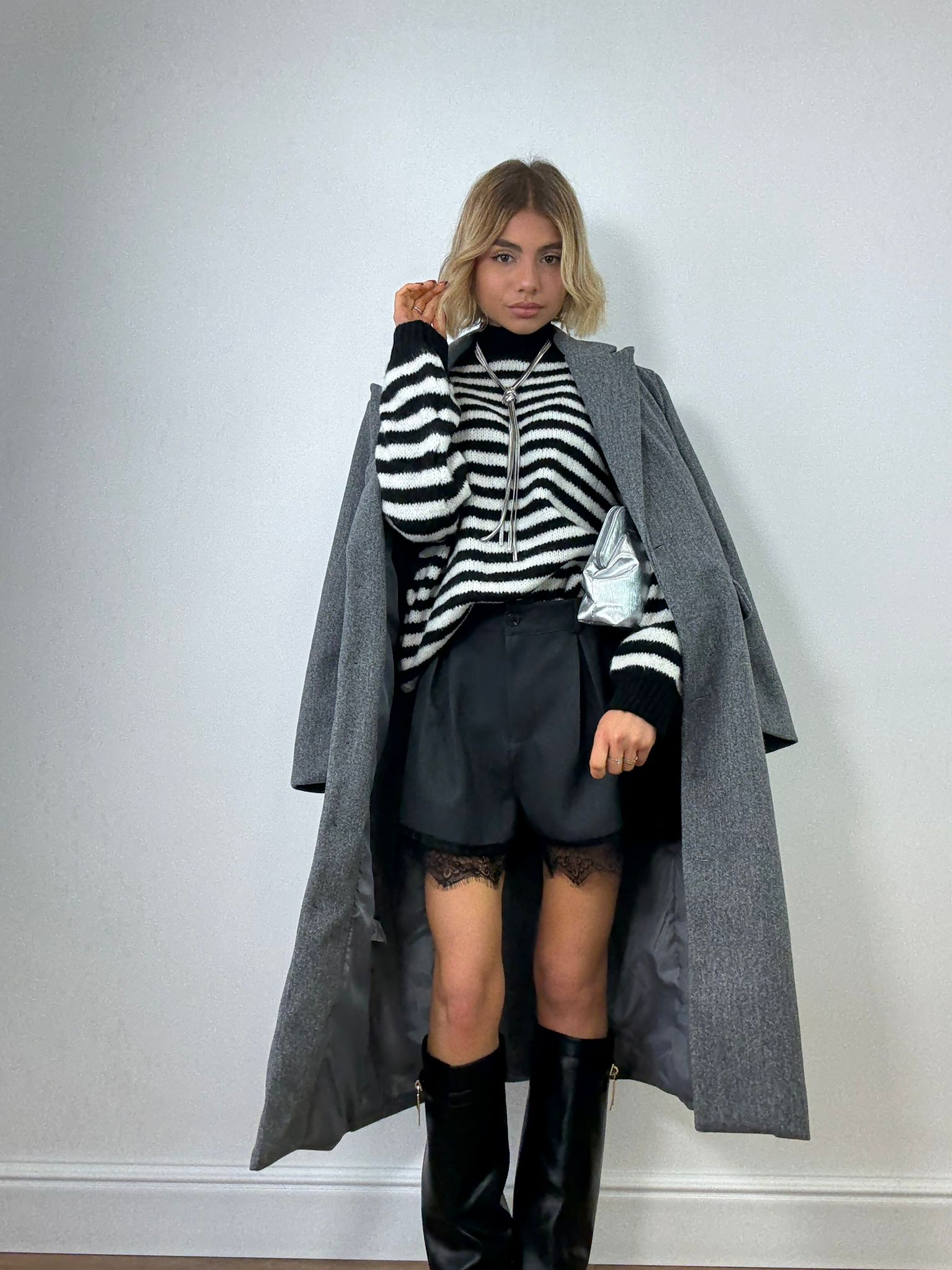 Pantaloncino M13380 - Grigio