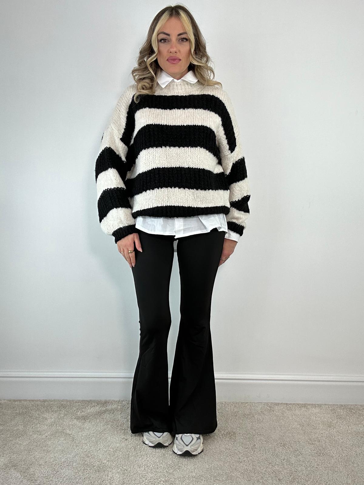 Pantalone a zampa 23500  - Nero