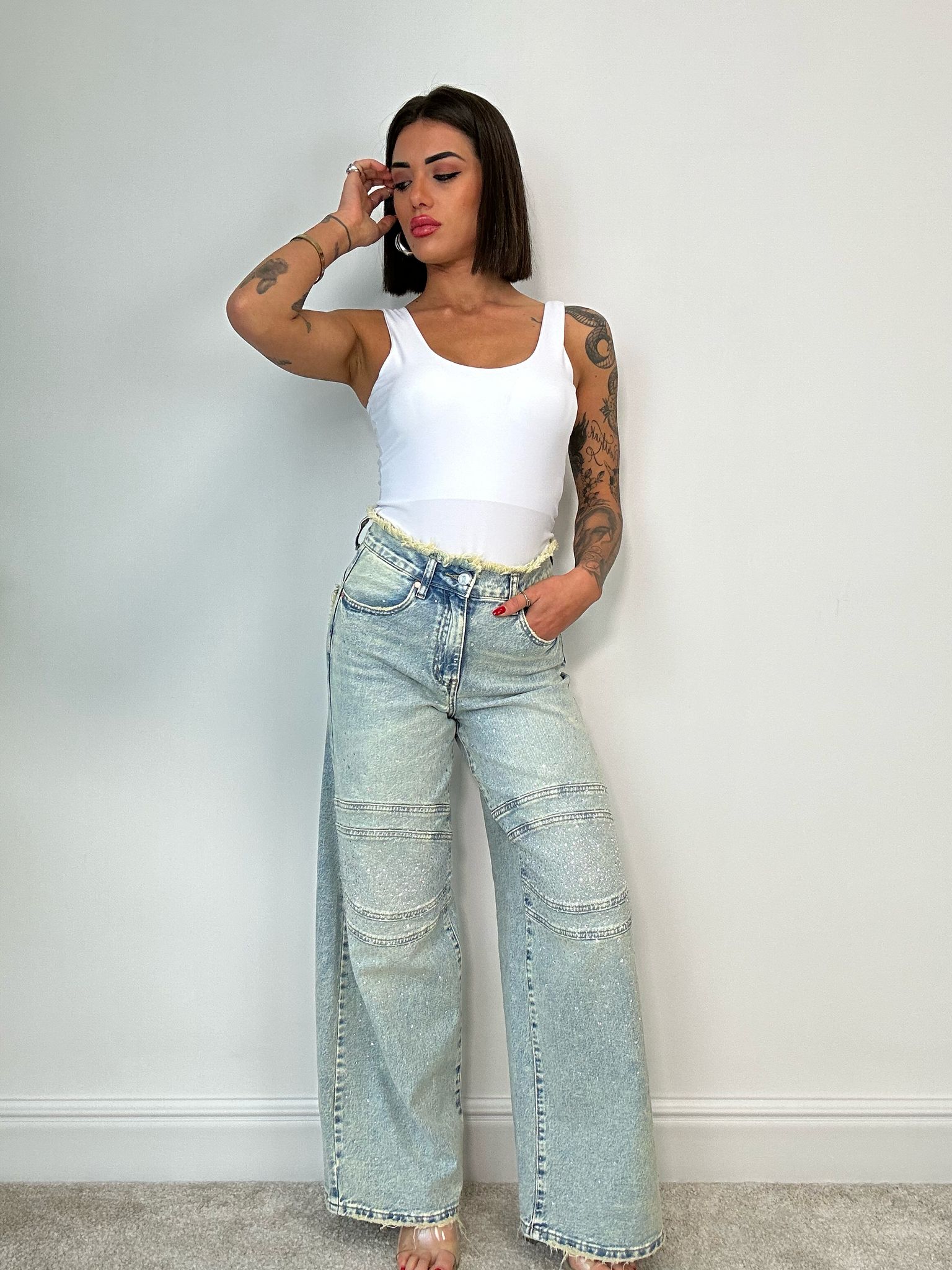 Body con coppe scollo rotondo - Bianco