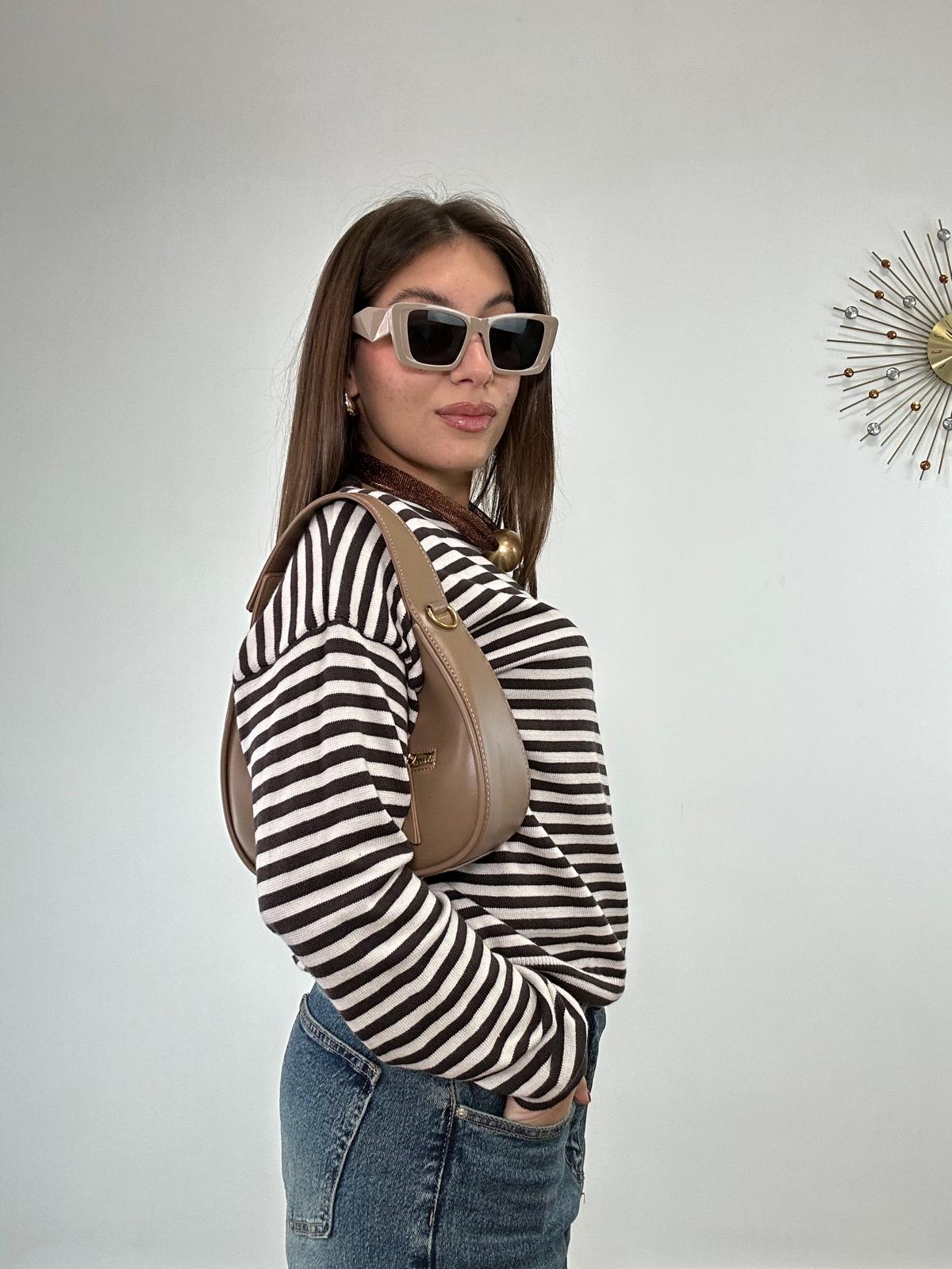 Maglioncino a righe A3214 - Marrone