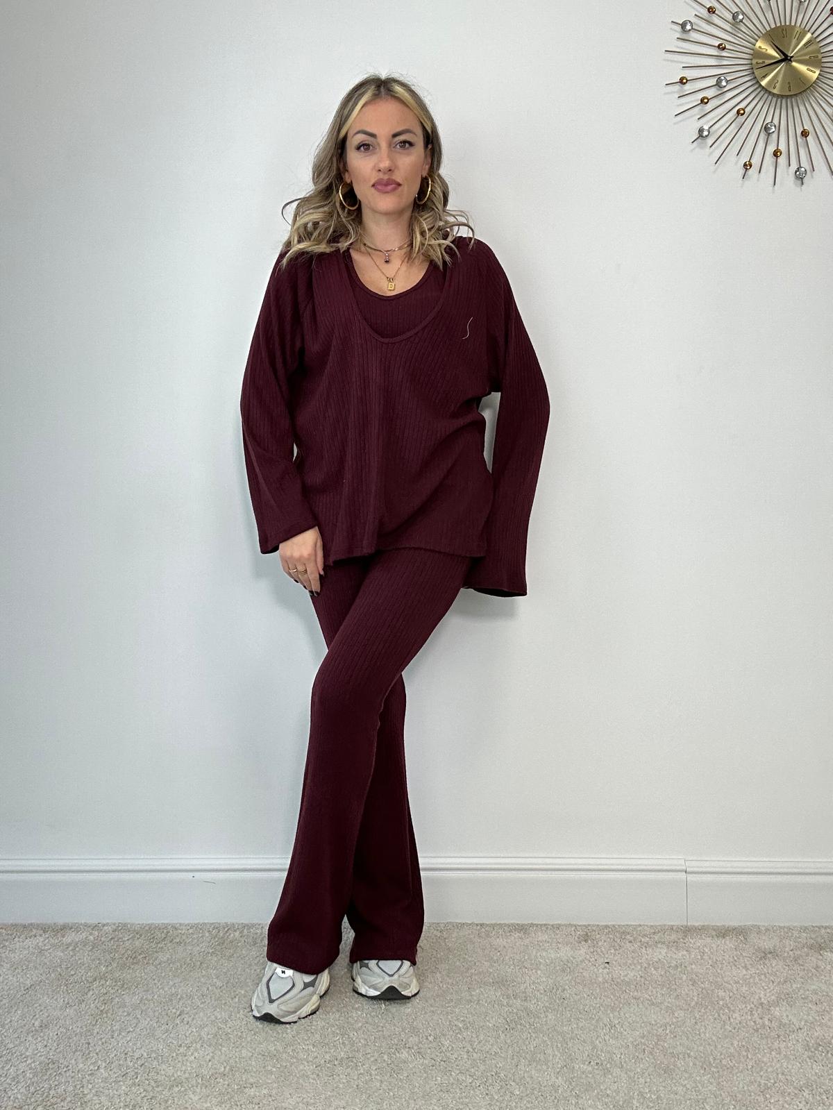 Coordinato ( Pantalone + top + maglia ) Bordeaux