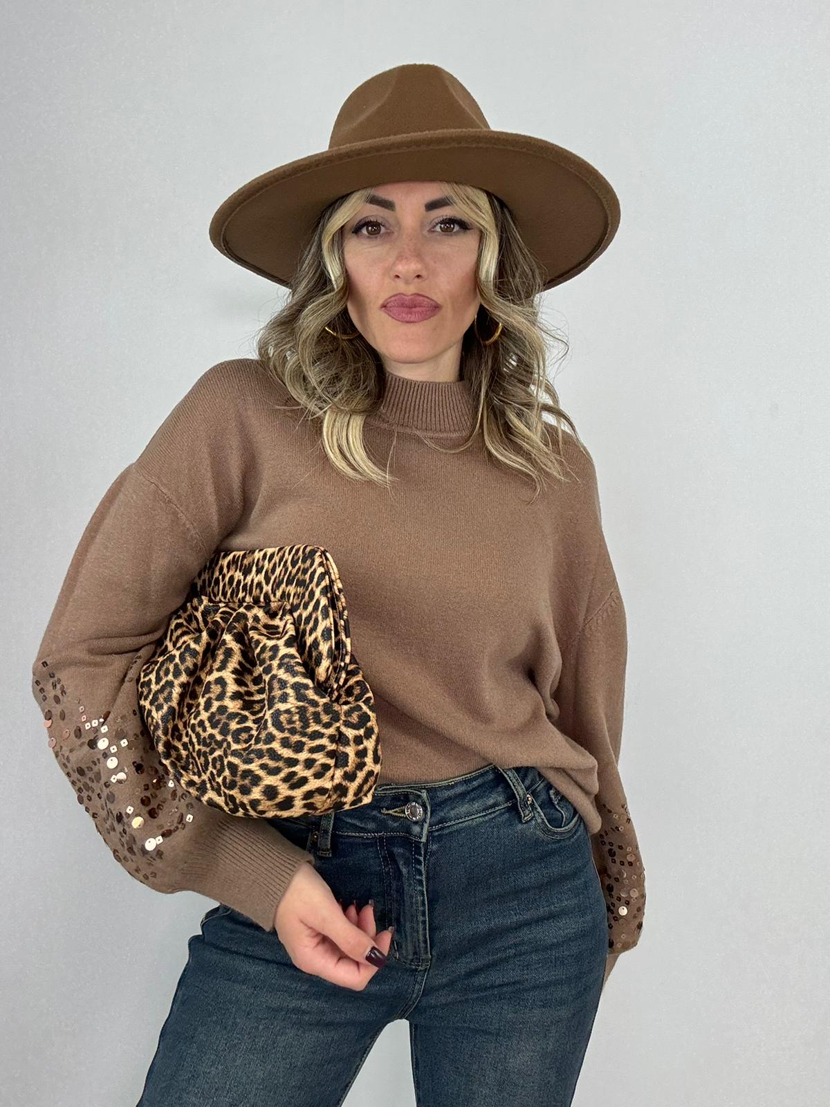 Maglioncino DL7357 con paillettes manica - Camel