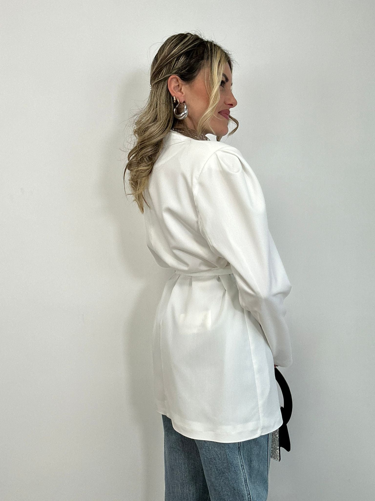 Blazer con cintura 2587 - Bianco