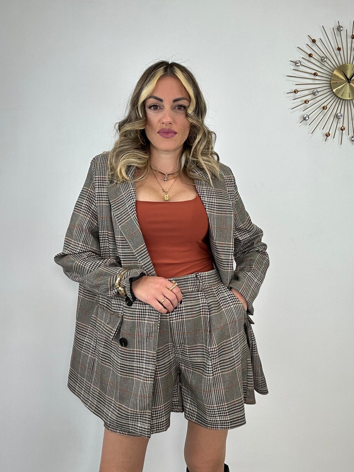Coordinato scozzese M13368 (Blazer + Pantaloncino) grigio