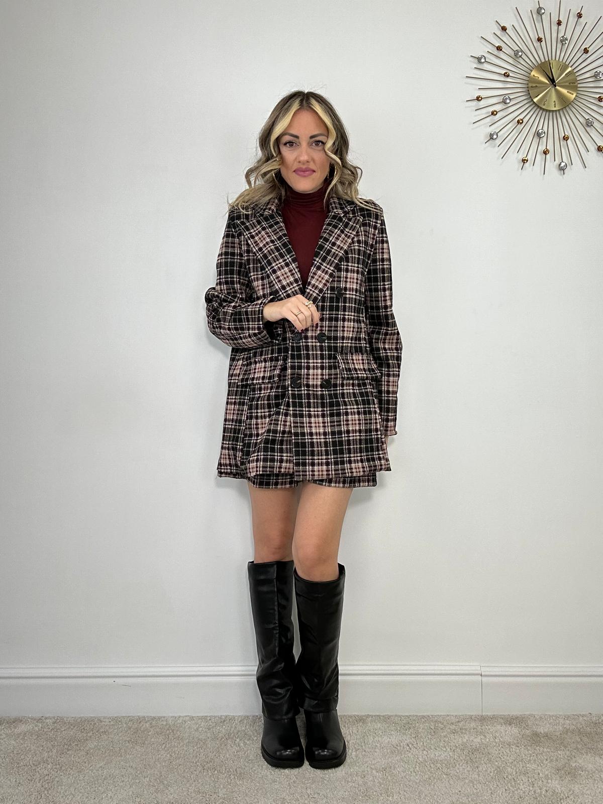 Coordinato scozzese M13368 (Blazer + Pantaloncino) Bordeaux e nero