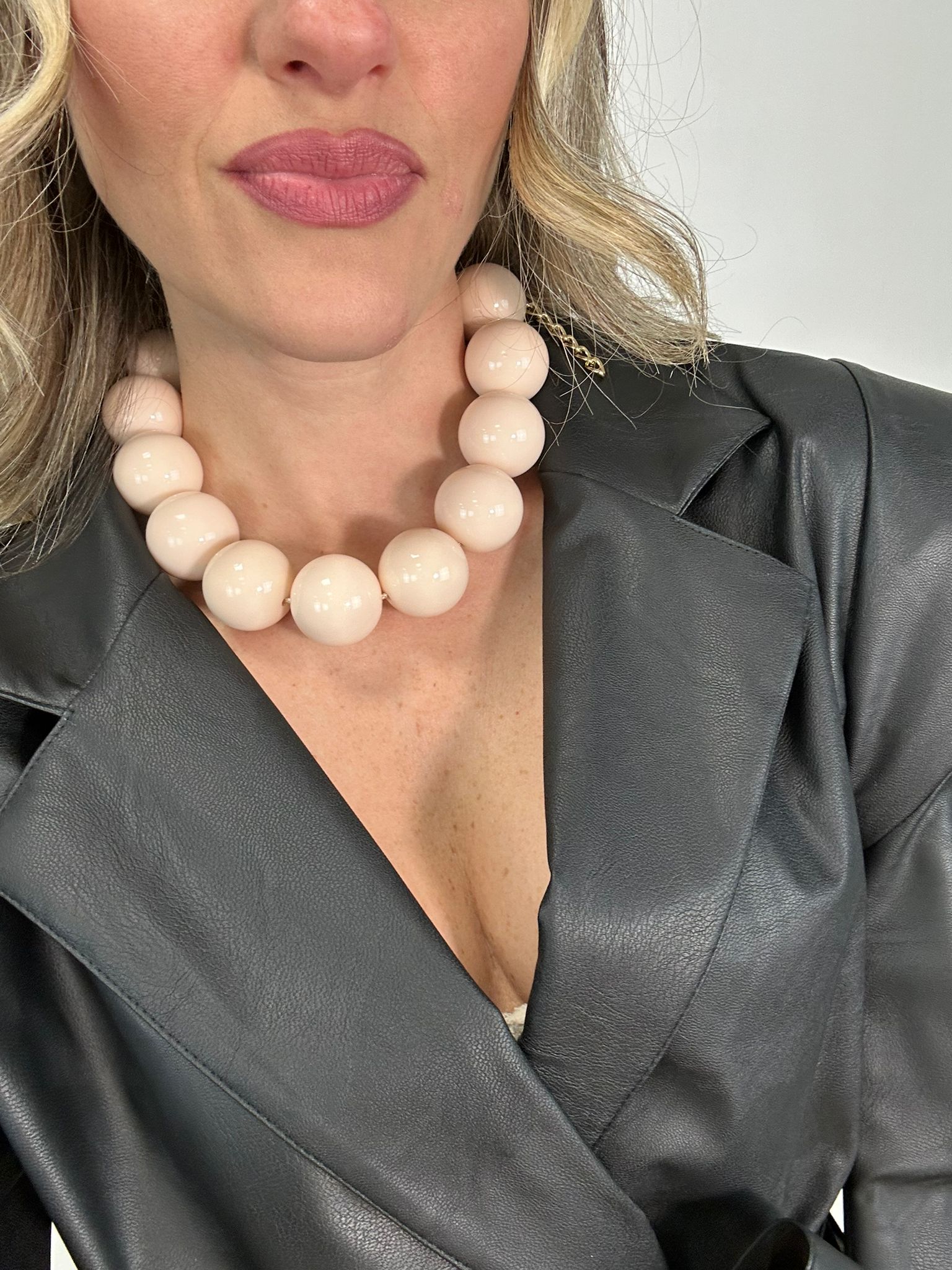 Collana a sfera - Cipria