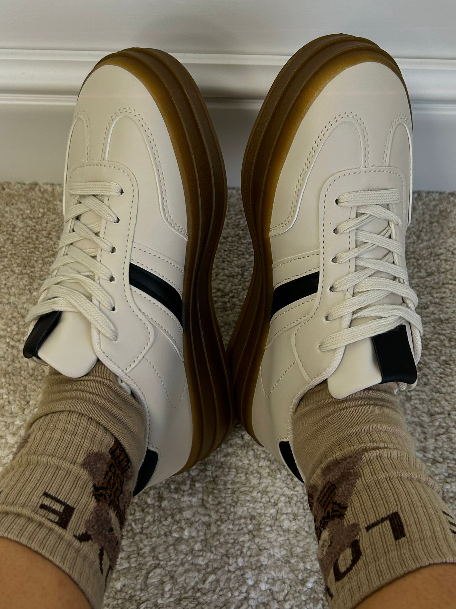 Sneakers con suola alta - Panna