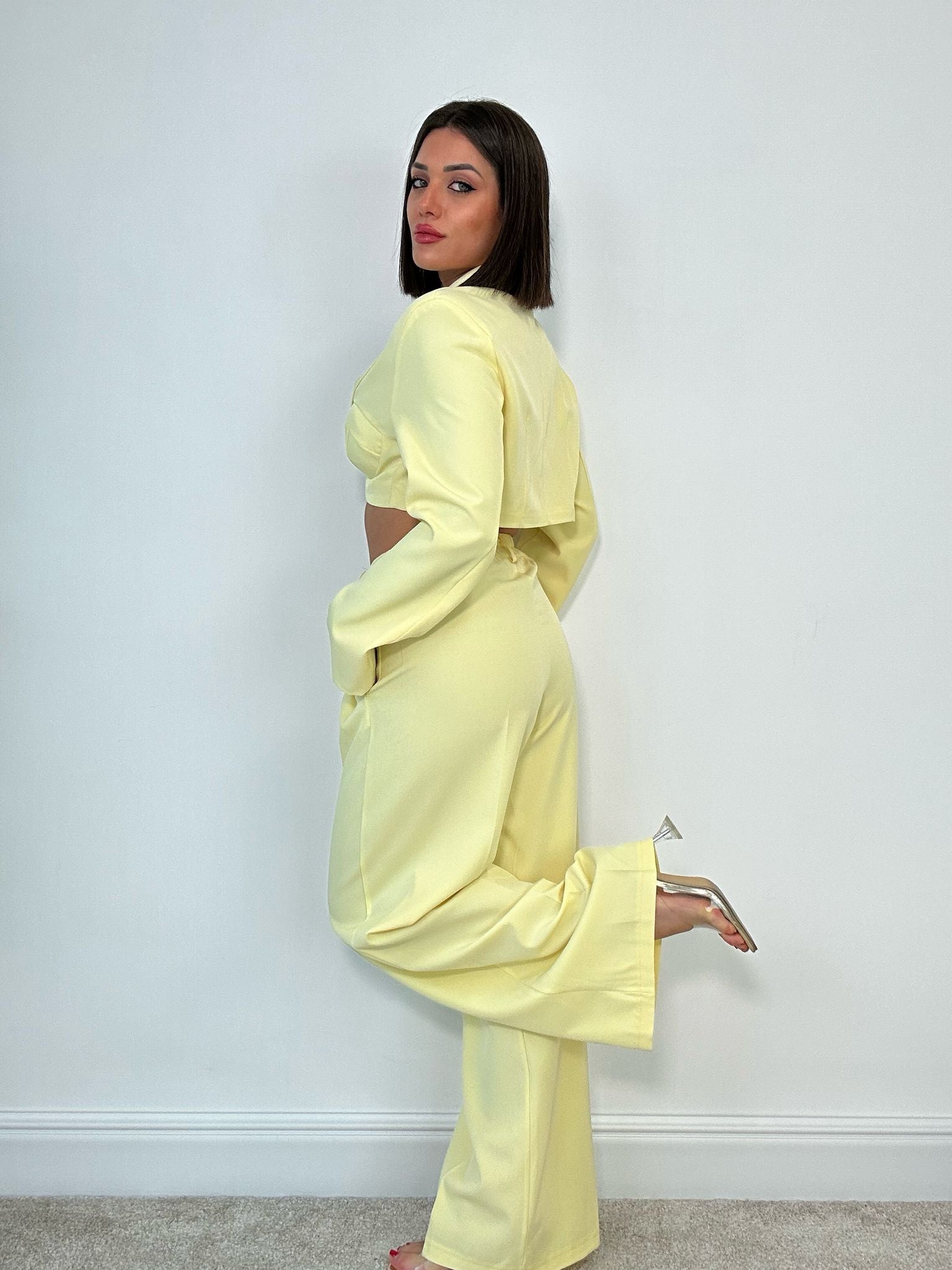 Coordinato Vittoria (Blazer Crop + Pantalone) Giallo