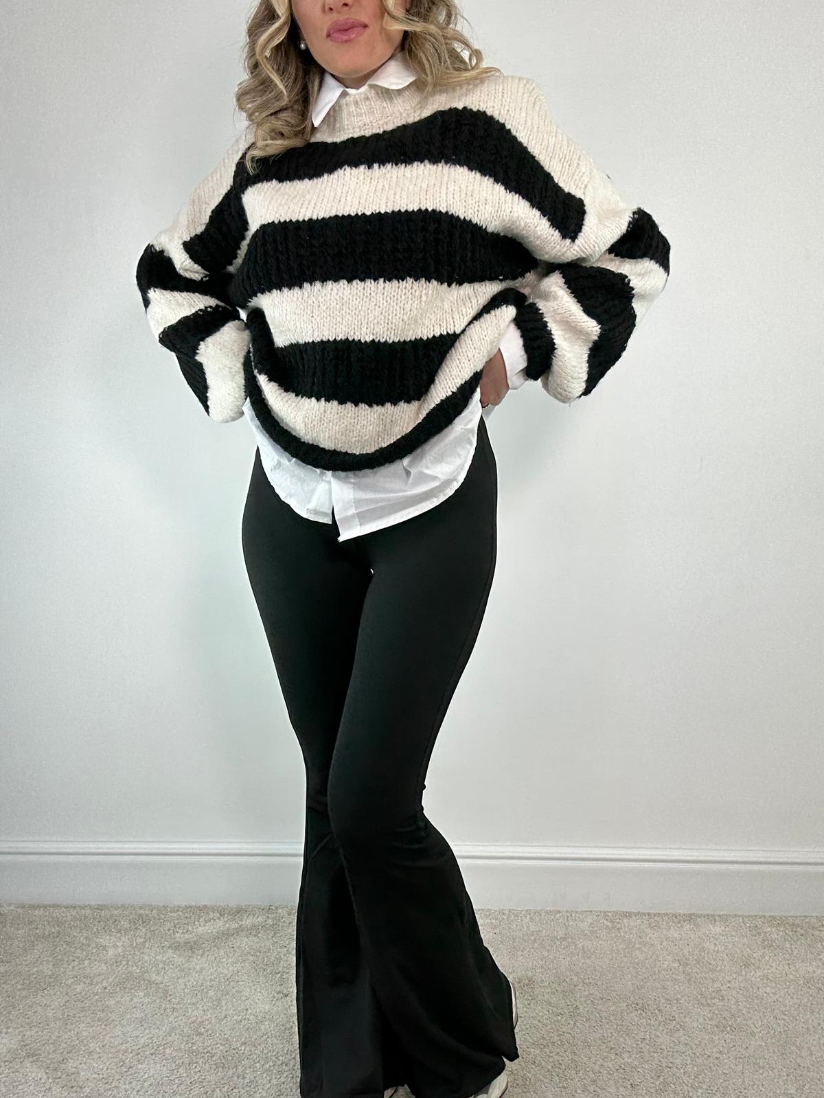 Pantalone a zampa 23500  - Nero