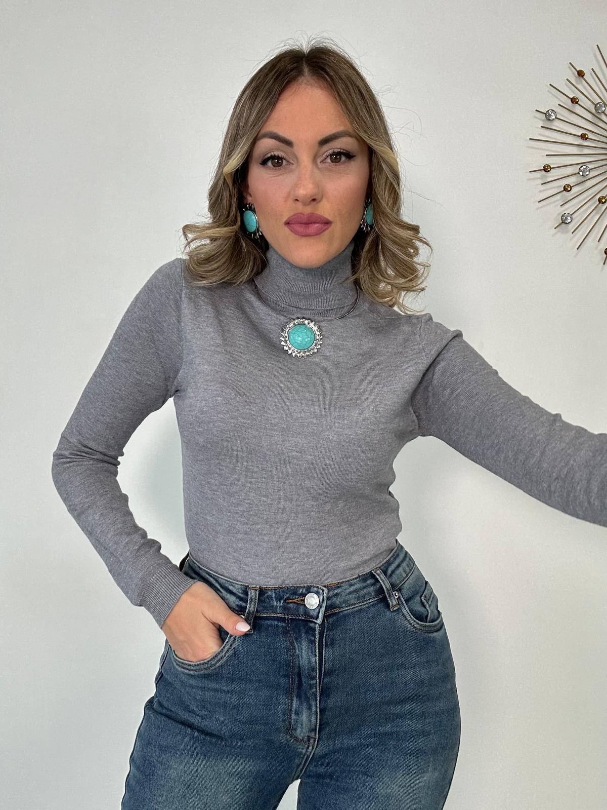 Maglioncino Dolcevita collo alto - Vari colori