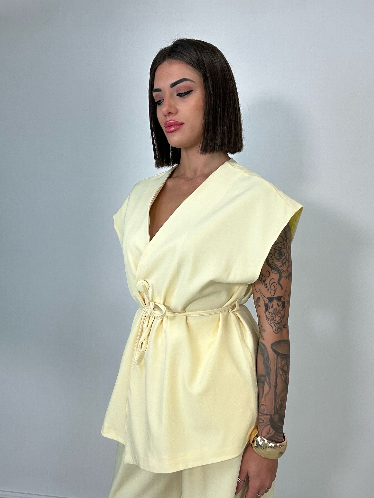 Coordinato Malaga (Giacca Smanicata+ Pantalone) Giallo
