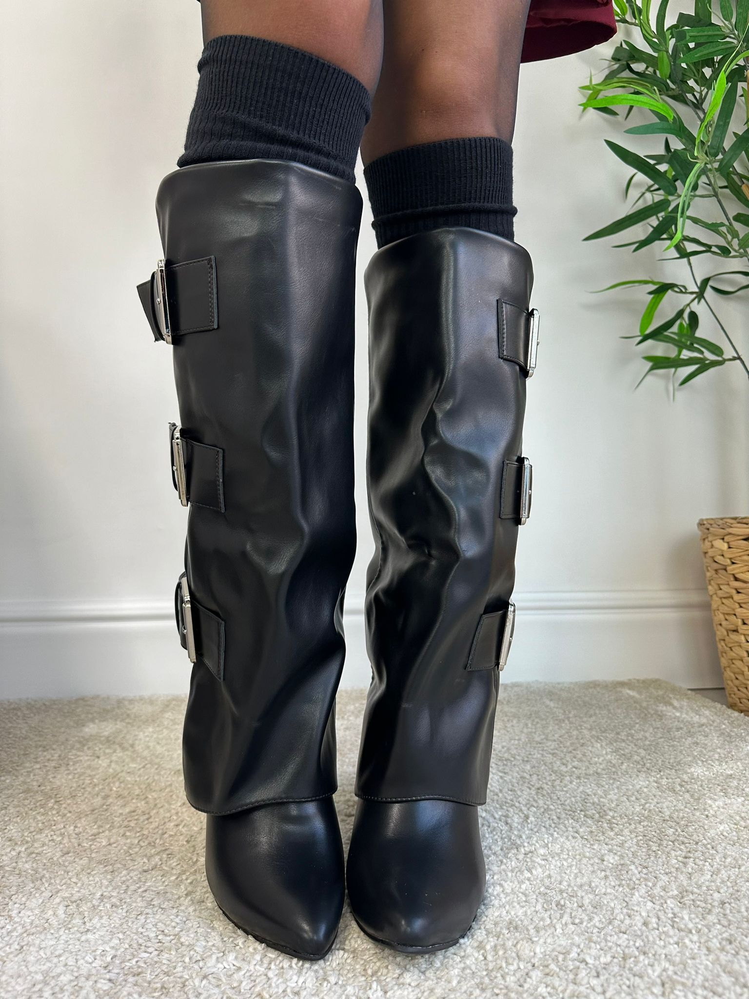 Botte à cale et boucles - Noir