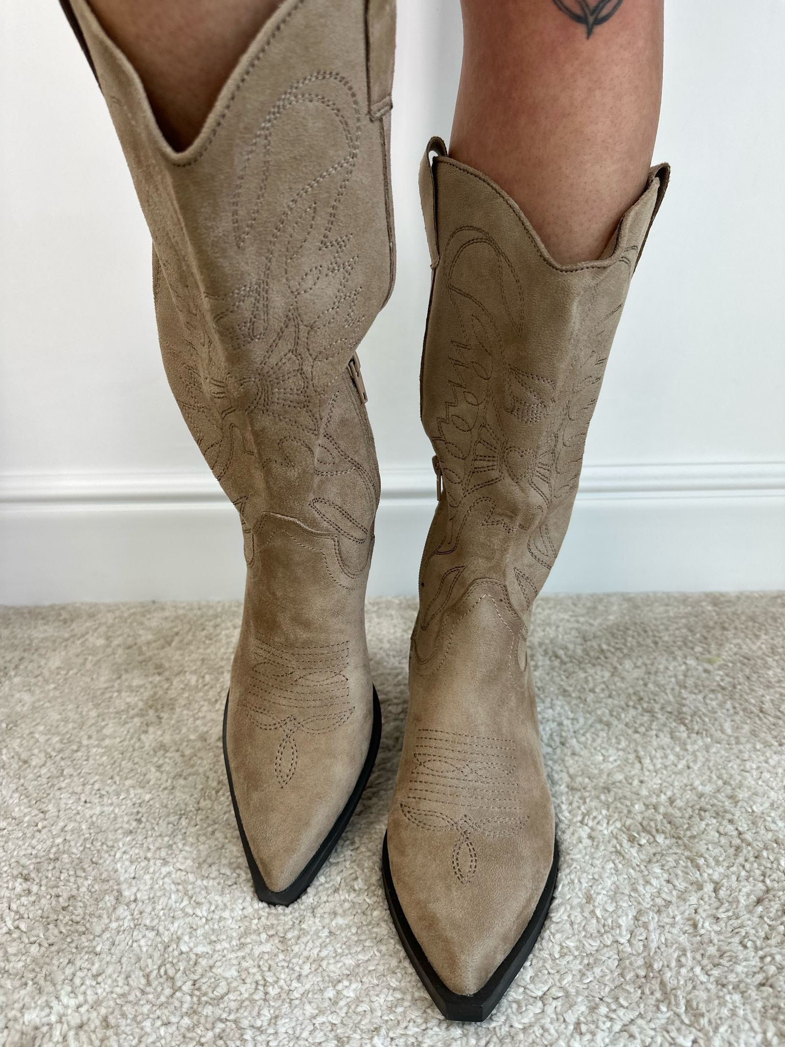 Camperos talon moyen Beige DISPONIBLE SEULEMENT 39
