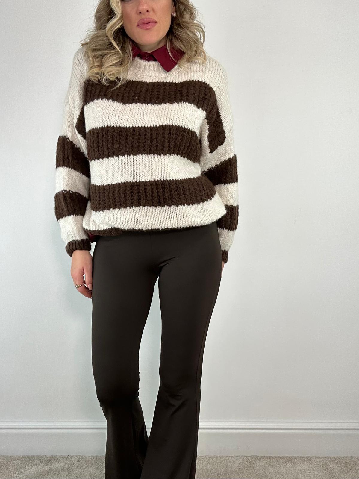 Pantalone a zampa 23500  - Marrone