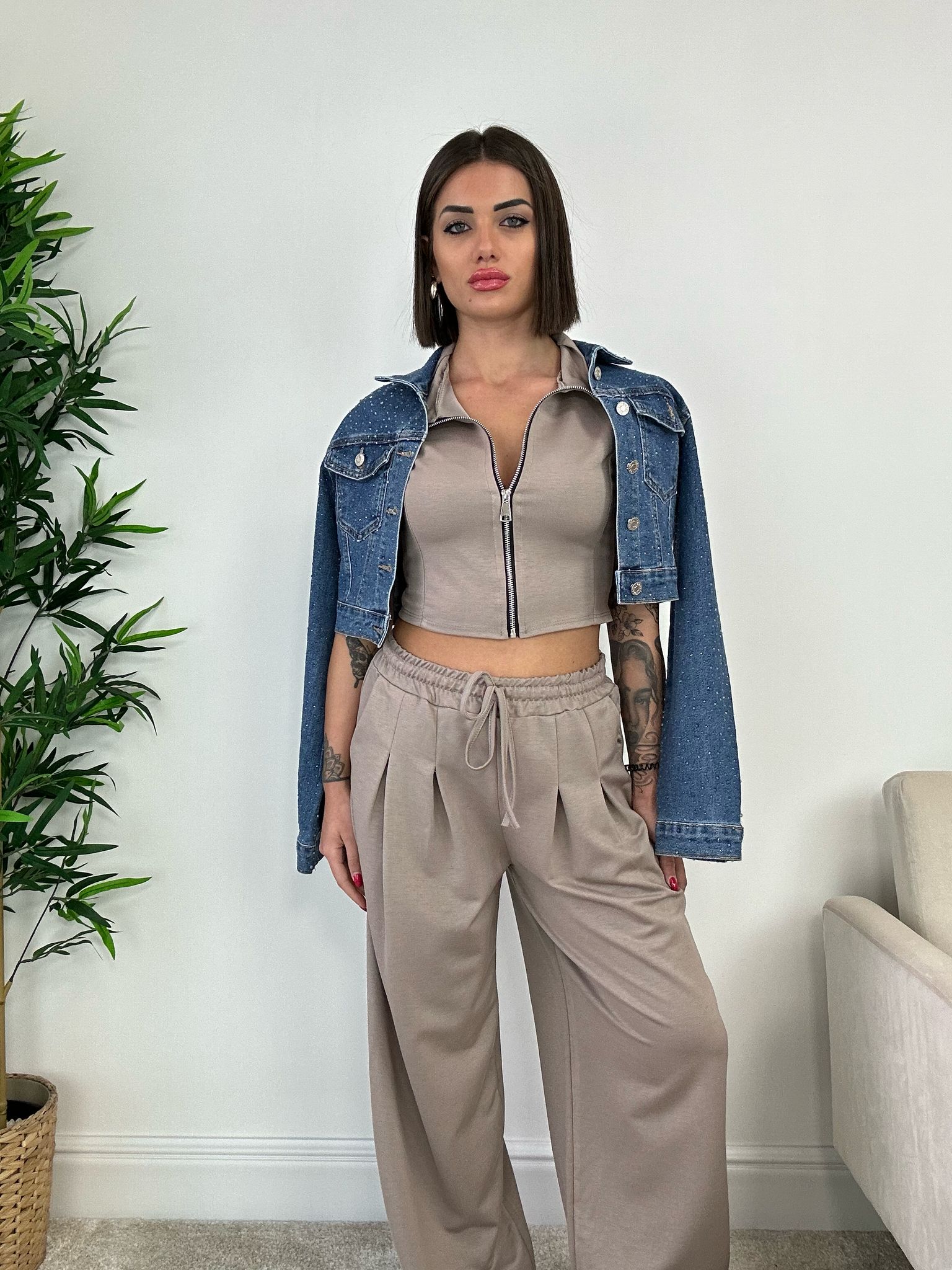 Coordinato di tuta Brenda (Felpa Crop + Pantalone) Fango