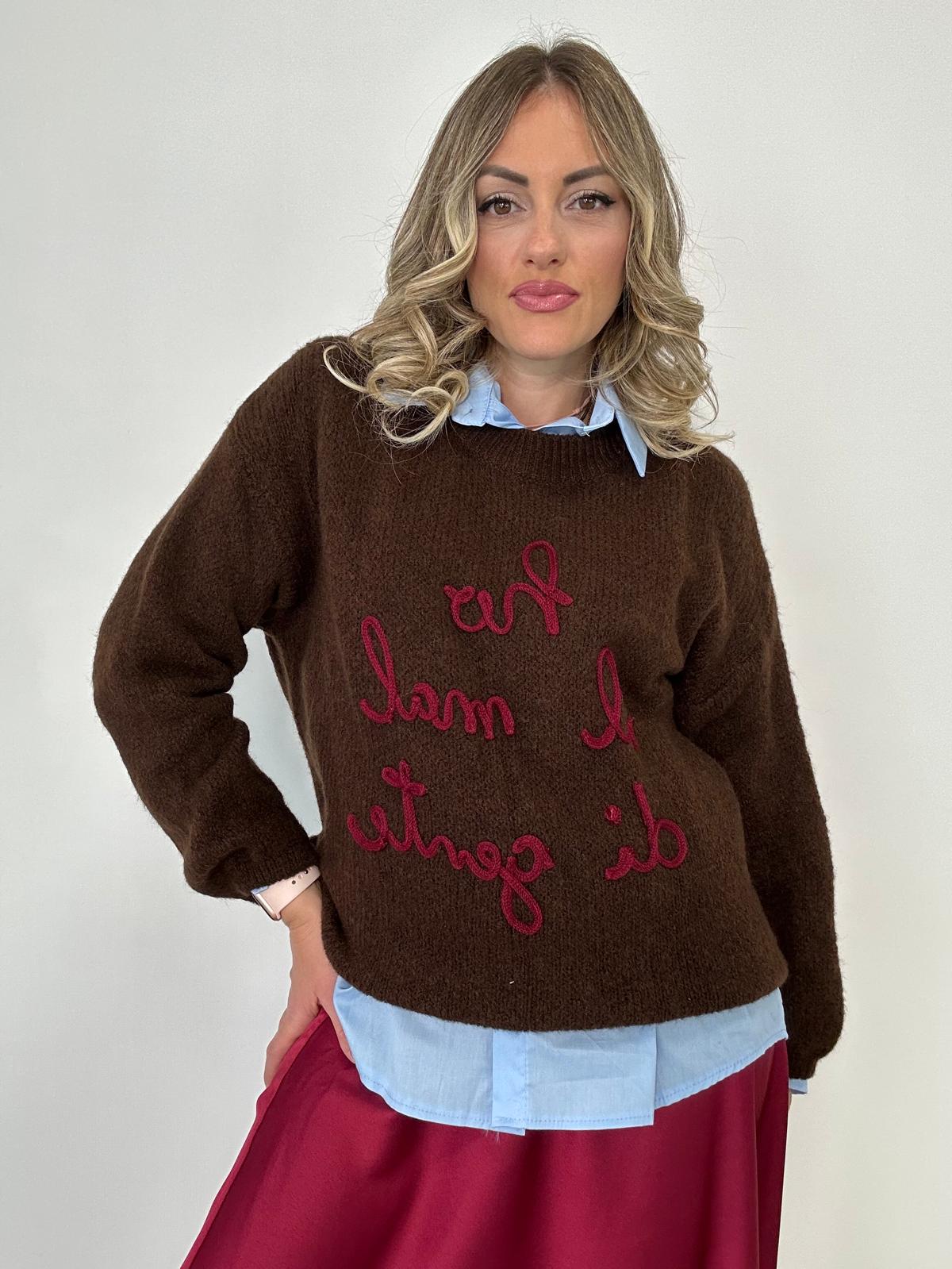 Maglione (ho il mal di gente ) A2903 - Marrone