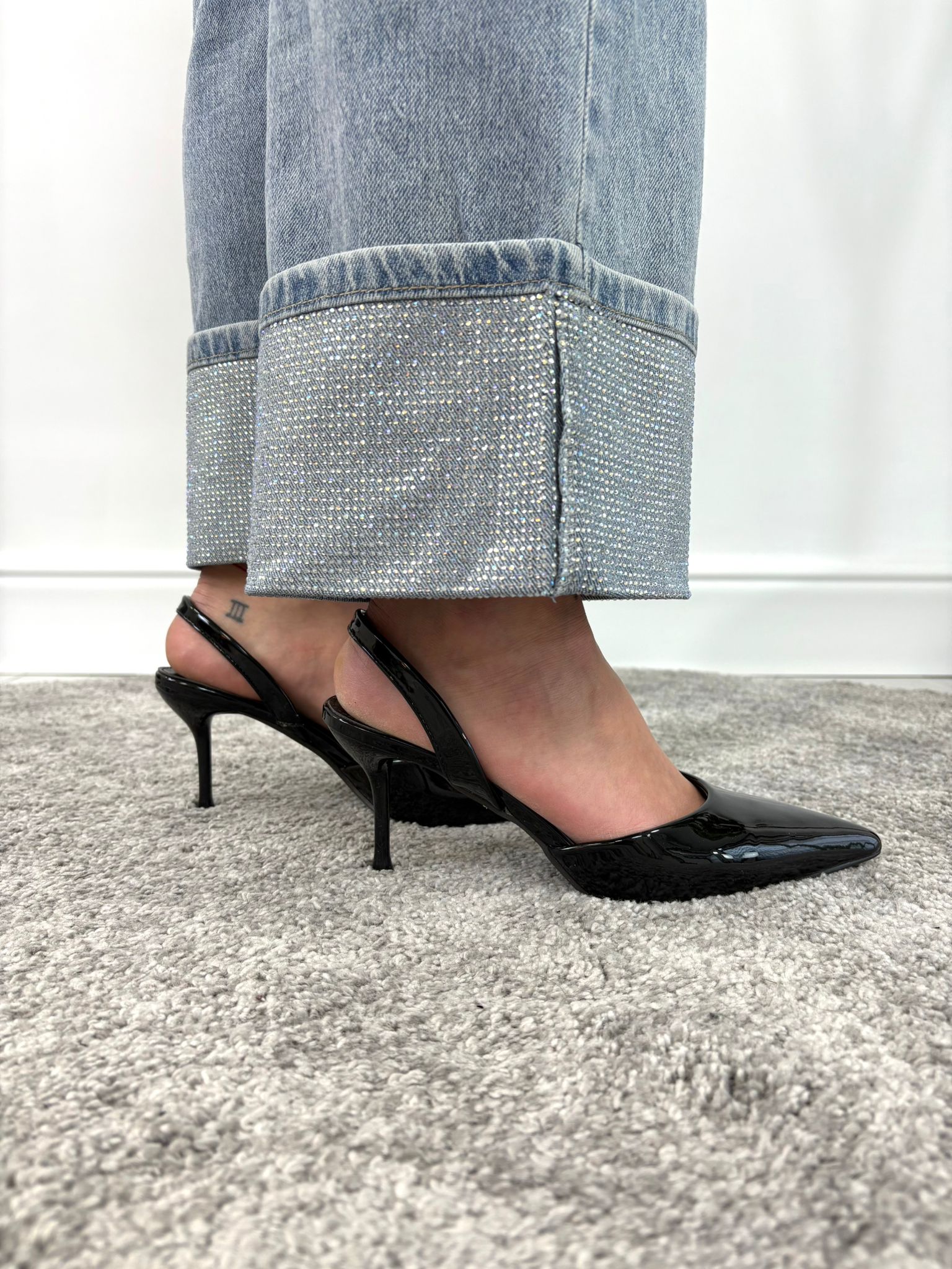 Escarpins à bride arrière en cuir verni - Noir